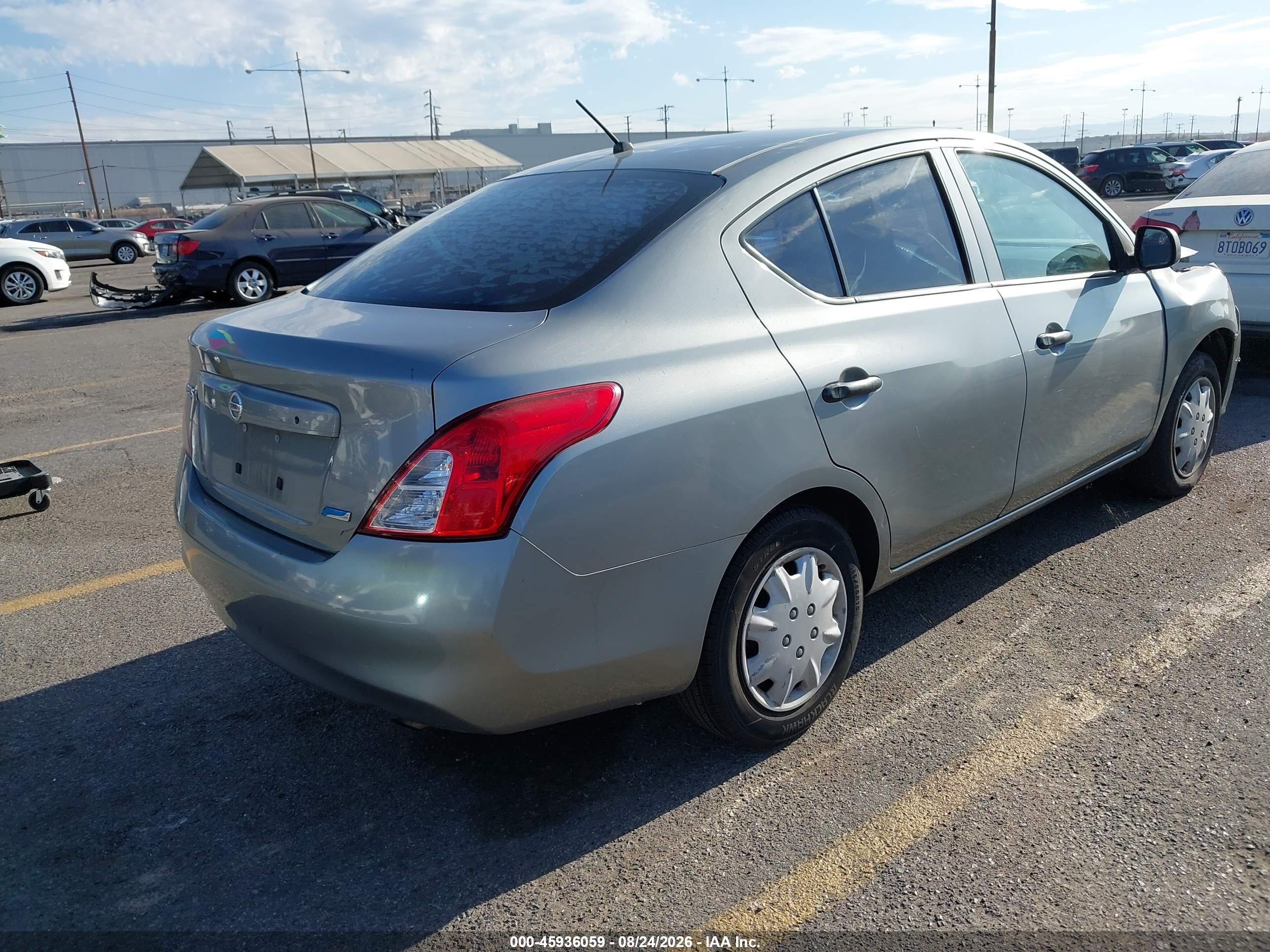 2012 Nissan Versa 1.6 S Gray vin: 3N1CN7AP2CL890563