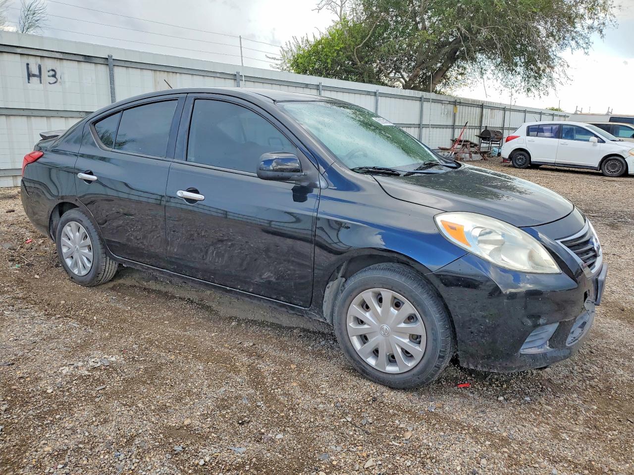 2012 Nissan Versa 1.6 S Black vin: 3N1CN7AP2CL920516