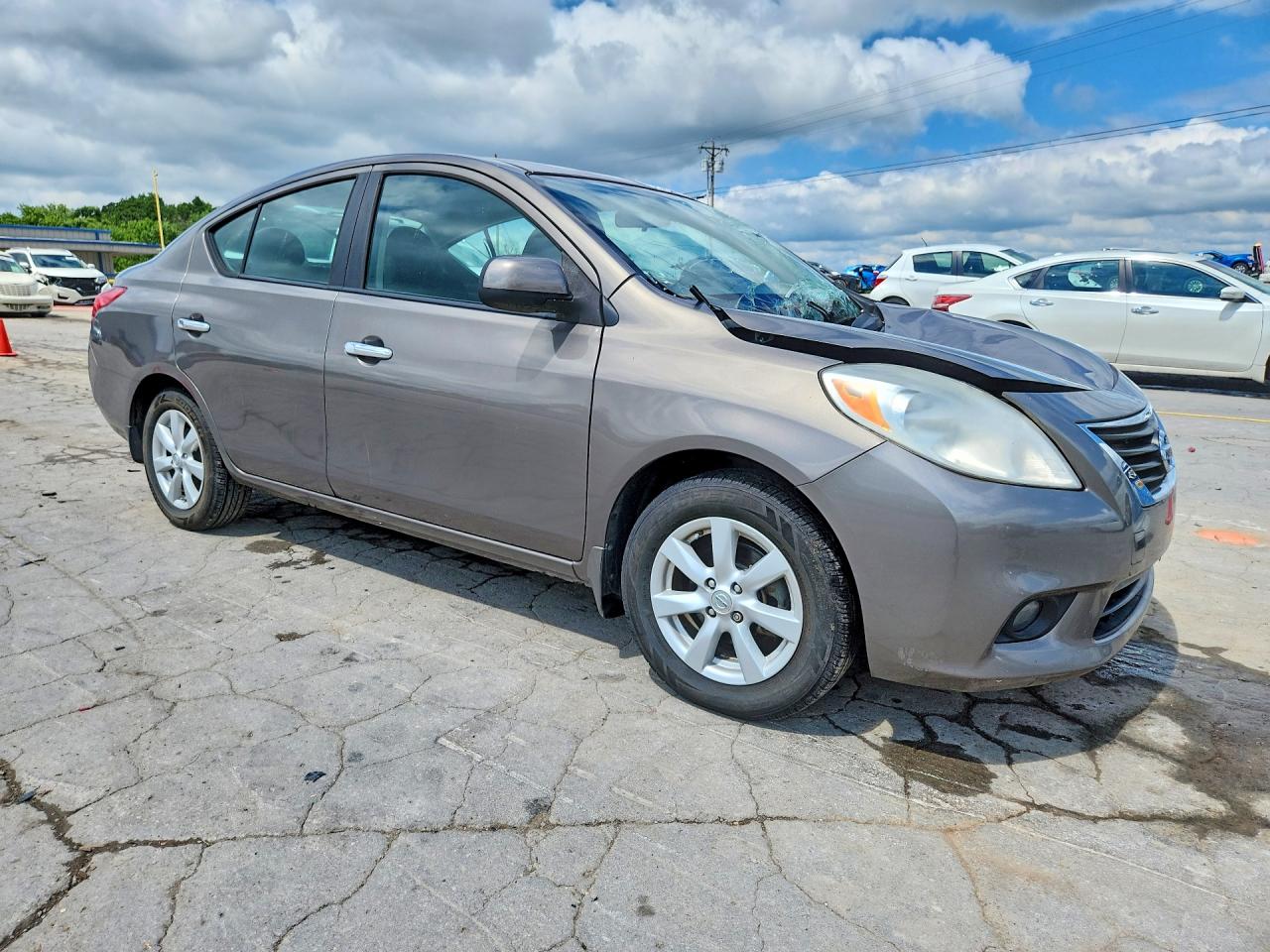2012 Nissan Versa S/sv/sl Желто-коричневый vin: 3N1CN7AP2CL924369