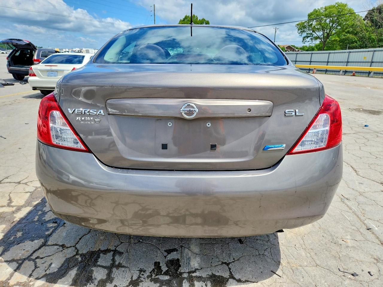 2012 Nissan Versa S/sv/sl Желто-коричневый vin: 3N1CN7AP2CL924369
