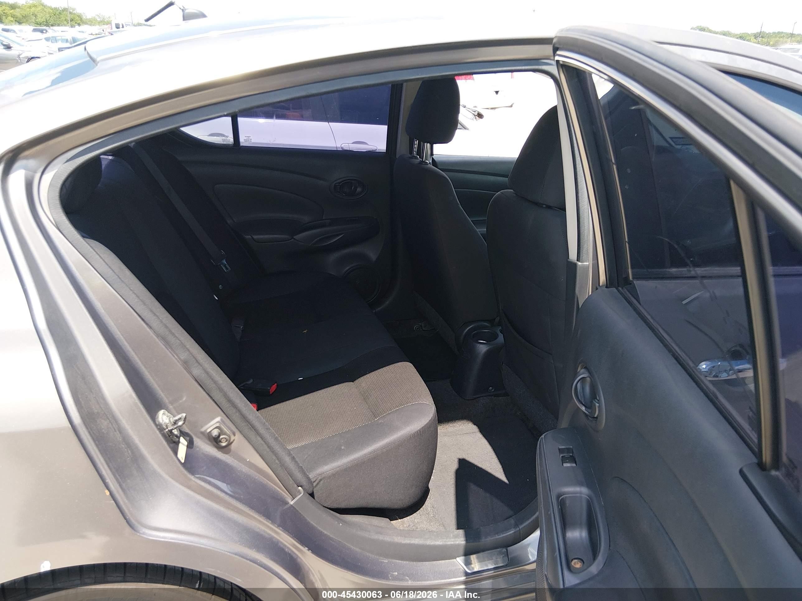 2012 Nissan Versa 1.6 Sv Gray vin: 3N1CN7AP2CL940510