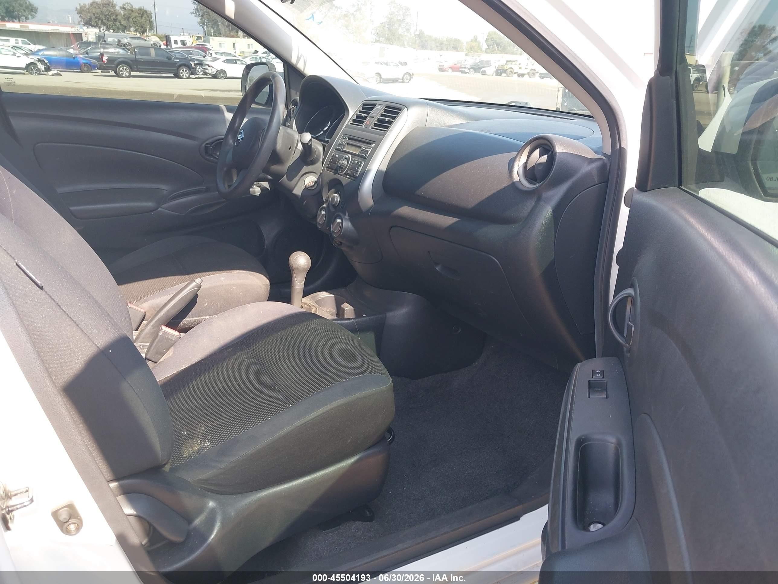 2012 Nissan Versa 1.6 Sv White vin: 3N1CN7AP2CL941351