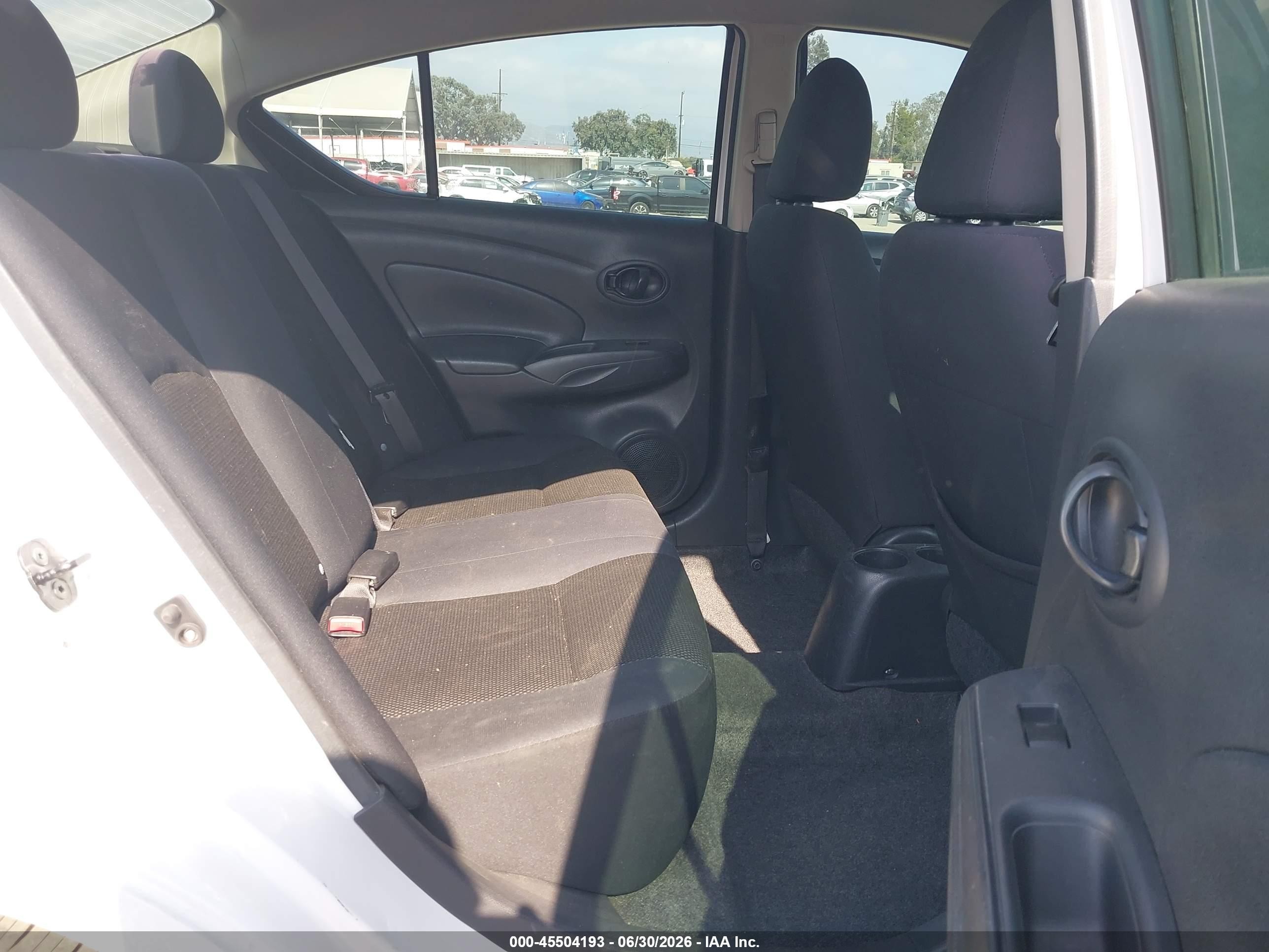 2012 Nissan Versa 1.6 Sv White vin: 3N1CN7AP2CL941351