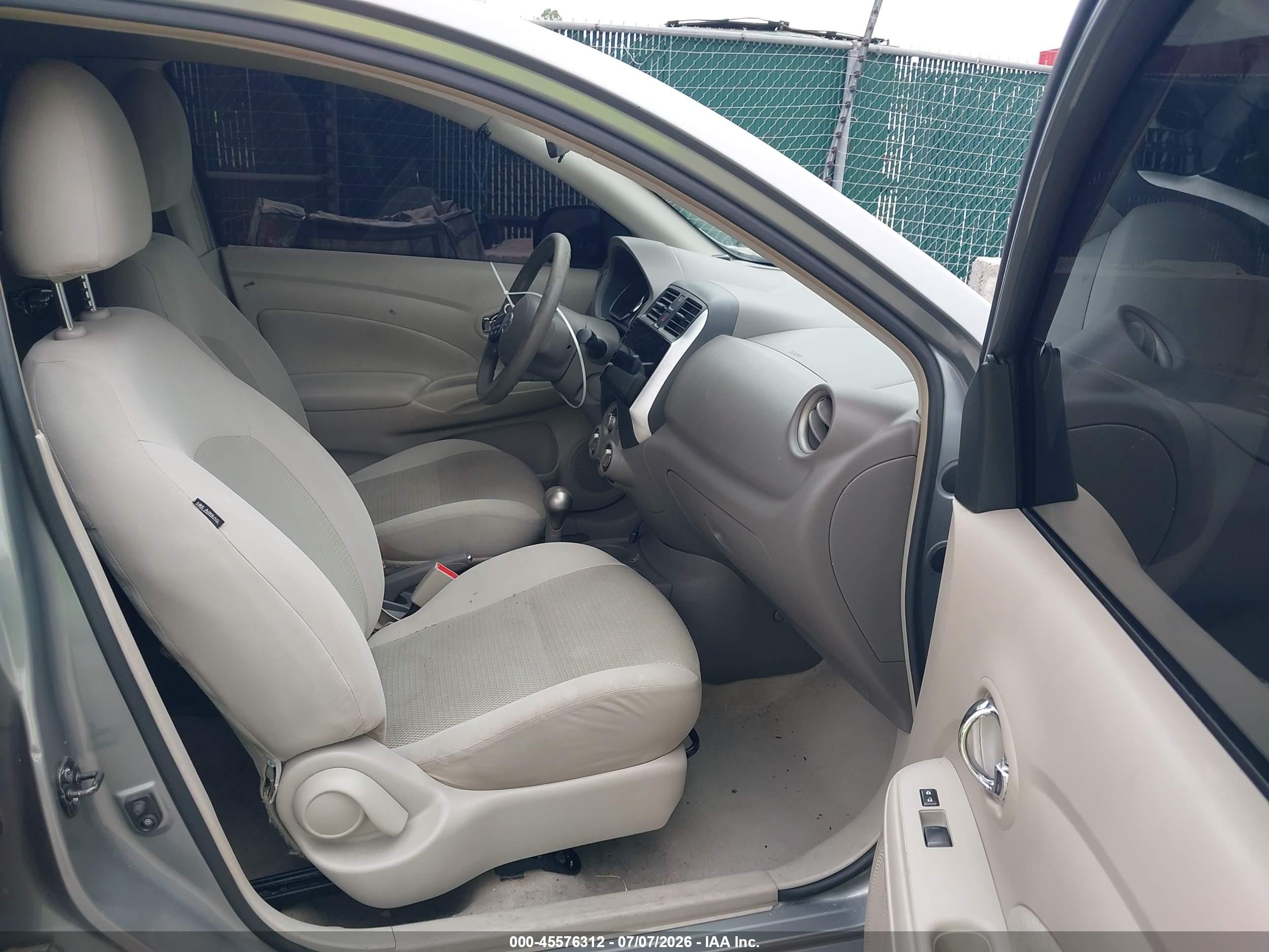 2013 Nissan Versa 1.6 Sl Gray vin: 3N1CN7AP2DL820868