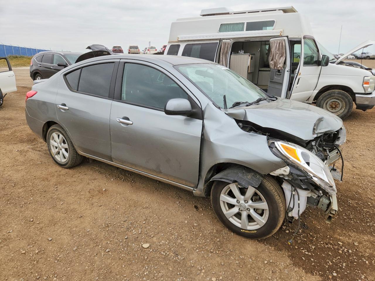 2013 Nissan Versa S Gray vin: 3N1CN7AP2DL854230