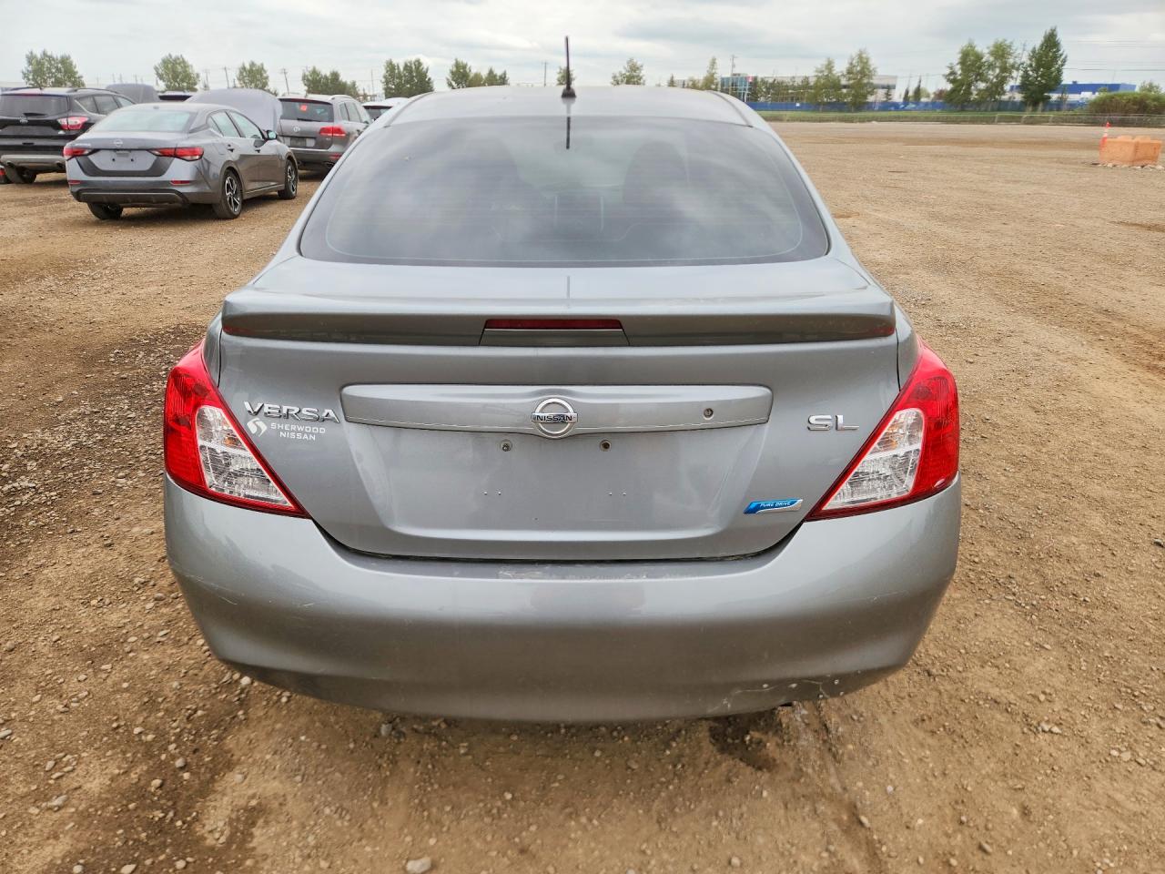 2013 Nissan Versa S Gray vin: 3N1CN7AP2DL854230