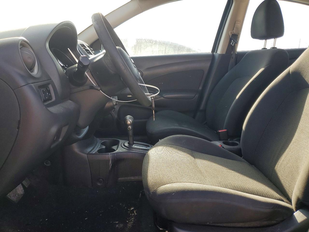 2013 Nissan Versa 1.6 S Черный vin: 3N1CN7AP2DL865714