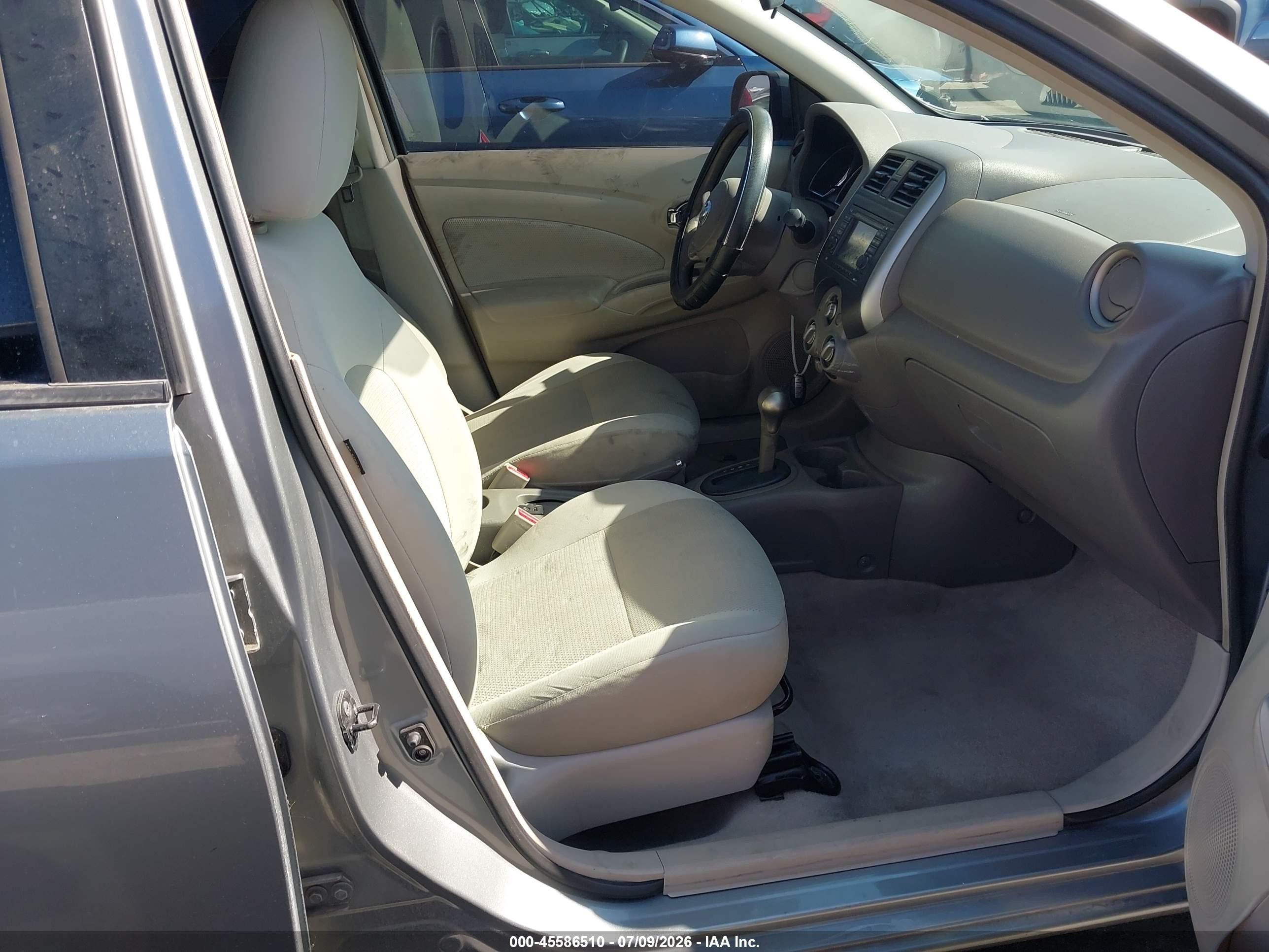 2013 Nissan Versa 1.6 Sl Серебряный vin: 3N1CN7AP2DL886482