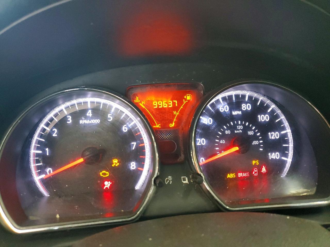 2014 Nissan Versa 1.6 Sv Серебряный vin: 3N1CN7AP2EK446074
