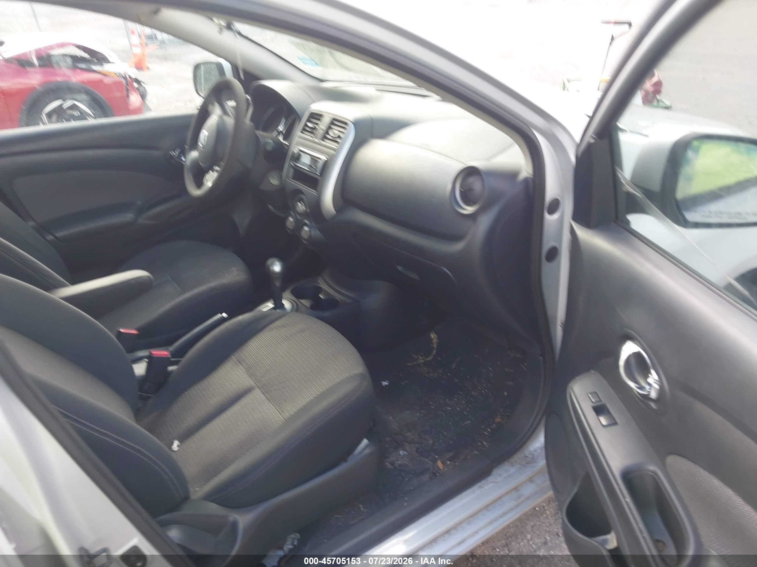 2014 Nissan Versa 1.6 S/1.6 S+/1.6 Sl/1.6 Sv/s Серебряный vin: 3N1CN7AP2EK455096