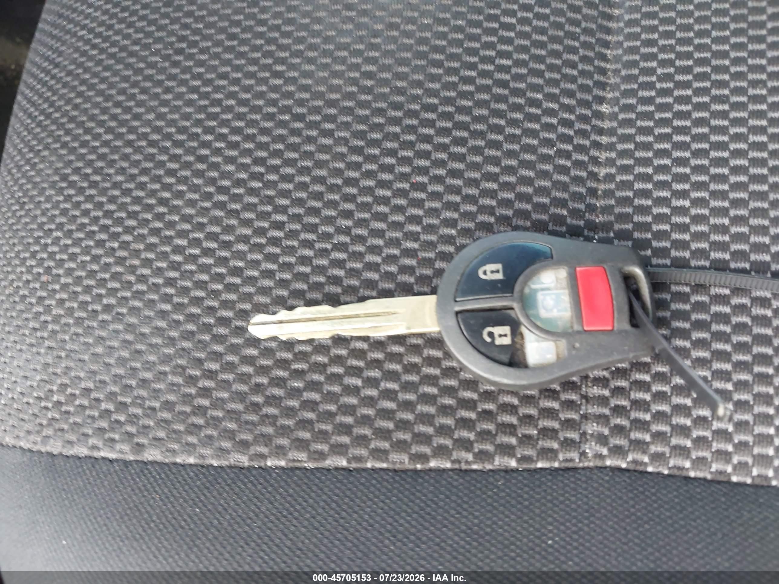 2014 Nissan Versa 1.6 S/1.6 S+/1.6 Sl/1.6 Sv/s Серебряный vin: 3N1CN7AP2EK455096