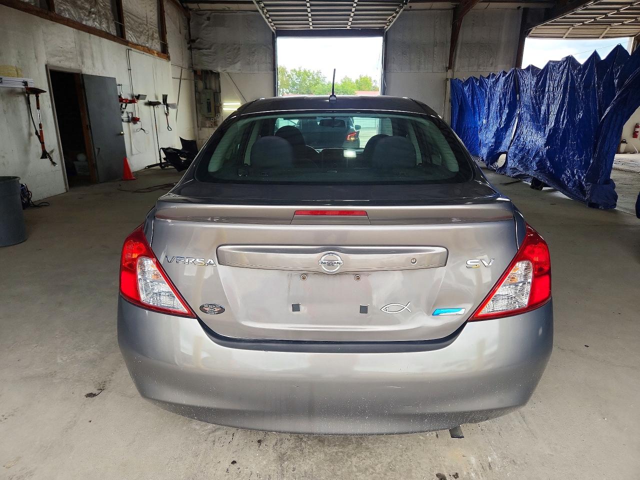 2014 Nissan Versa 1.6 S Gray vin: 3N1CN7AP2EL819494