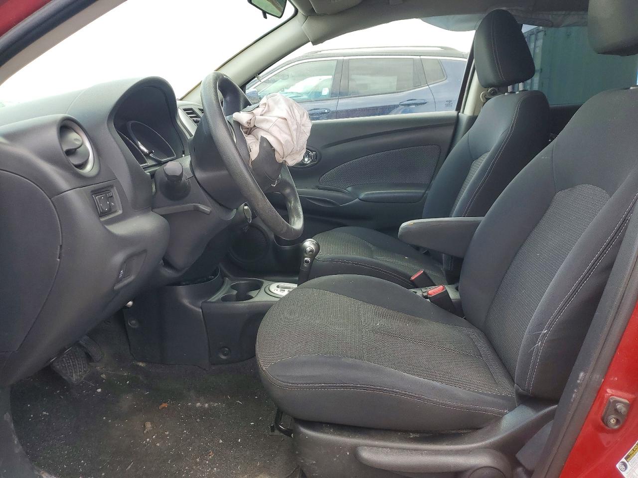 2014 Nissan Versa Red vin: 3N1CN7AP2EL823920