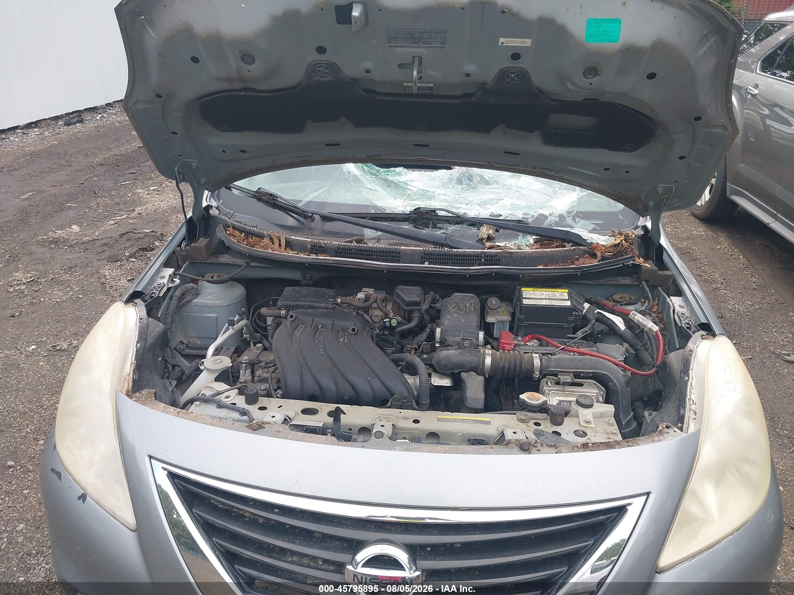 2014 Nissan Versa 1.6 Sv Серый vin: 3N1CN7AP2EL829166