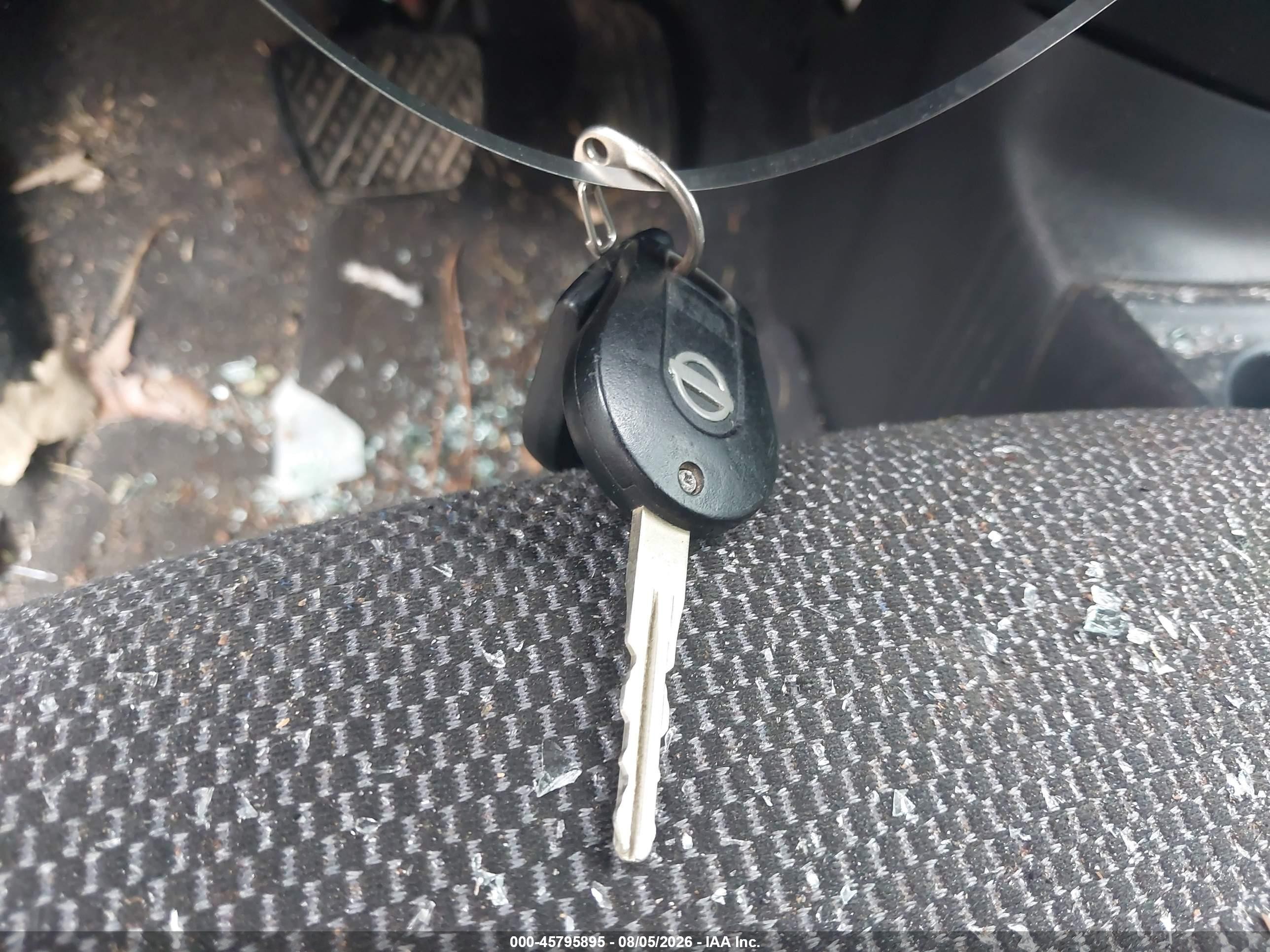 2014 Nissan Versa 1.6 Sv Серый vin: 3N1CN7AP2EL829166