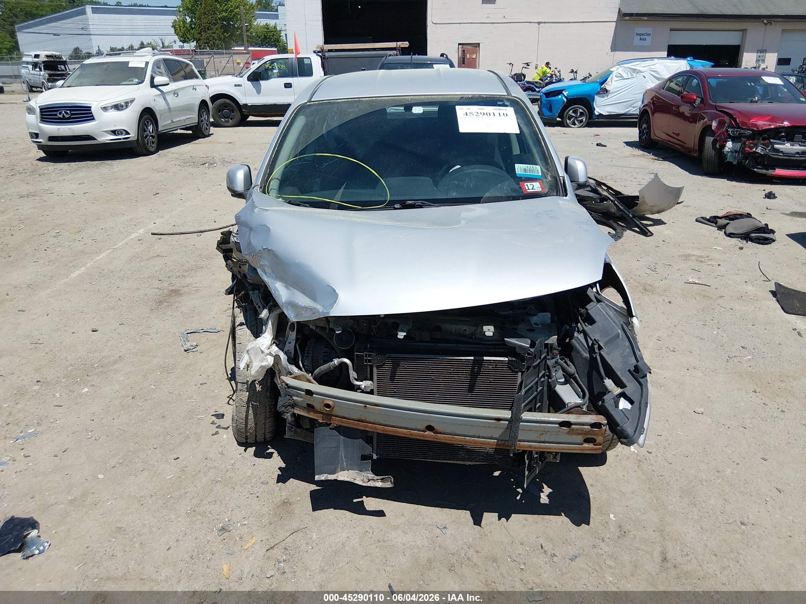 2014 Nissan Versa 1.6 Sv Silver vin: 3N1CN7AP2EL832455