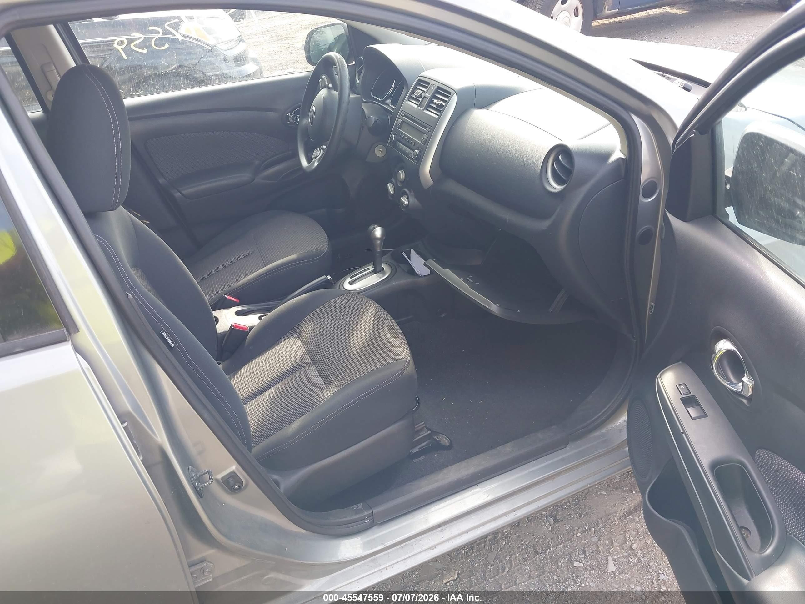 2014 Nissan Versa 1.6 Sv Gray vin: 3N1CN7AP2EL843276