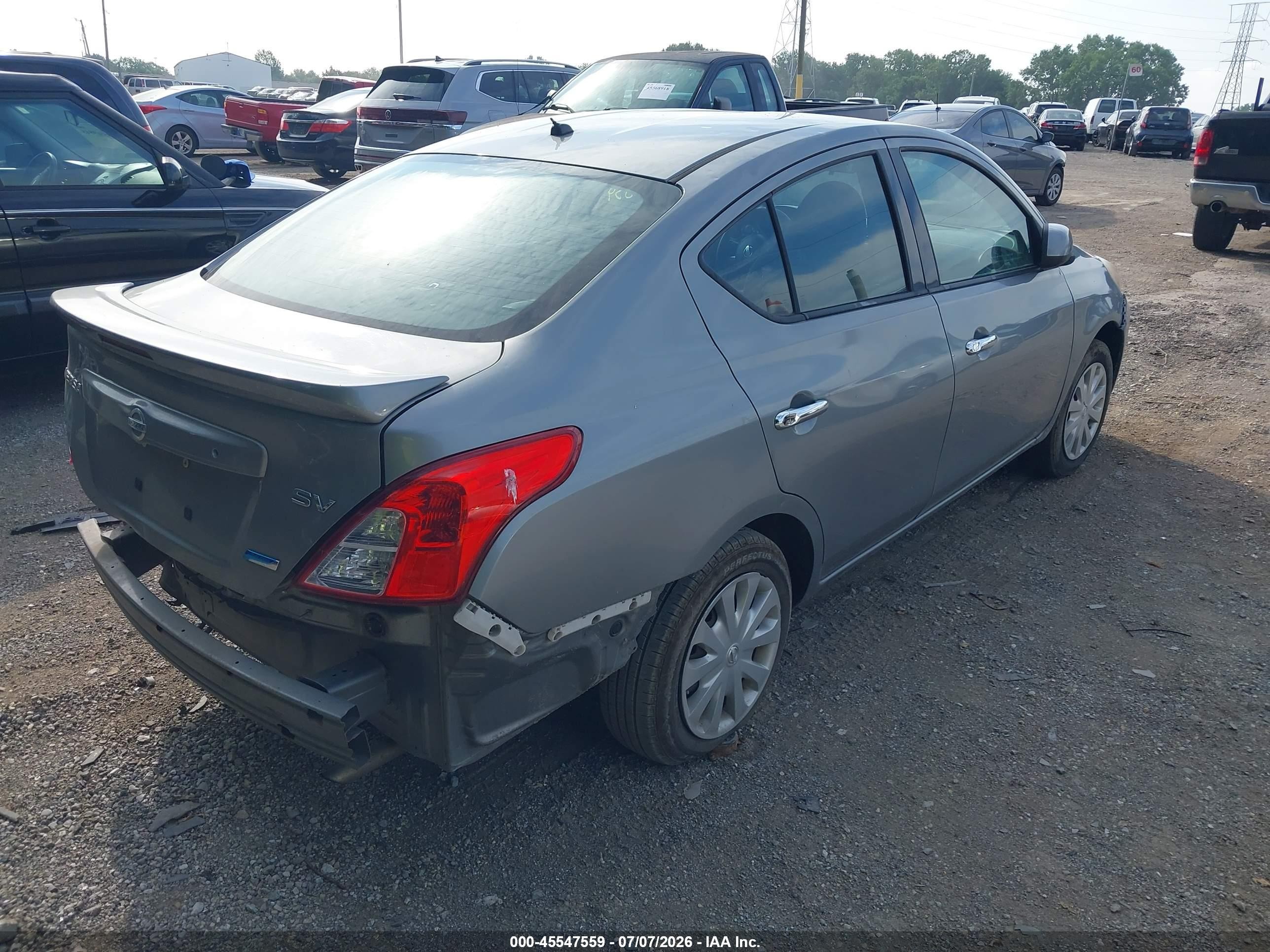2014 Nissan Versa 1.6 Sv Gray vin: 3N1CN7AP2EL843276