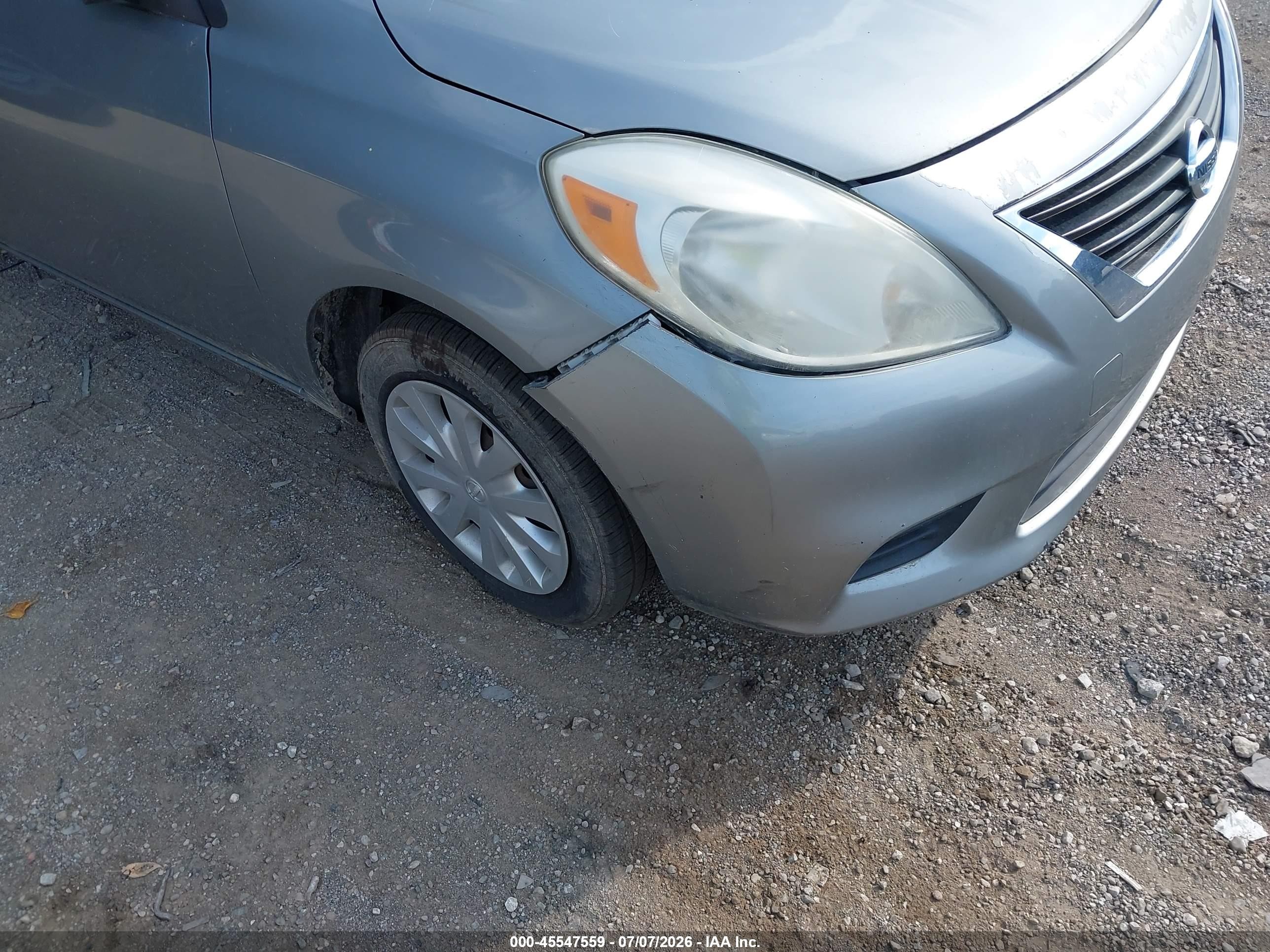 2014 Nissan Versa 1.6 Sv Gray vin: 3N1CN7AP2EL843276