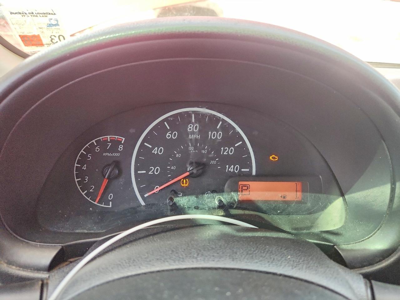 2014 Nissan Versa 1.6 S Plus Красный vin: 3N1CN7AP2EL855458