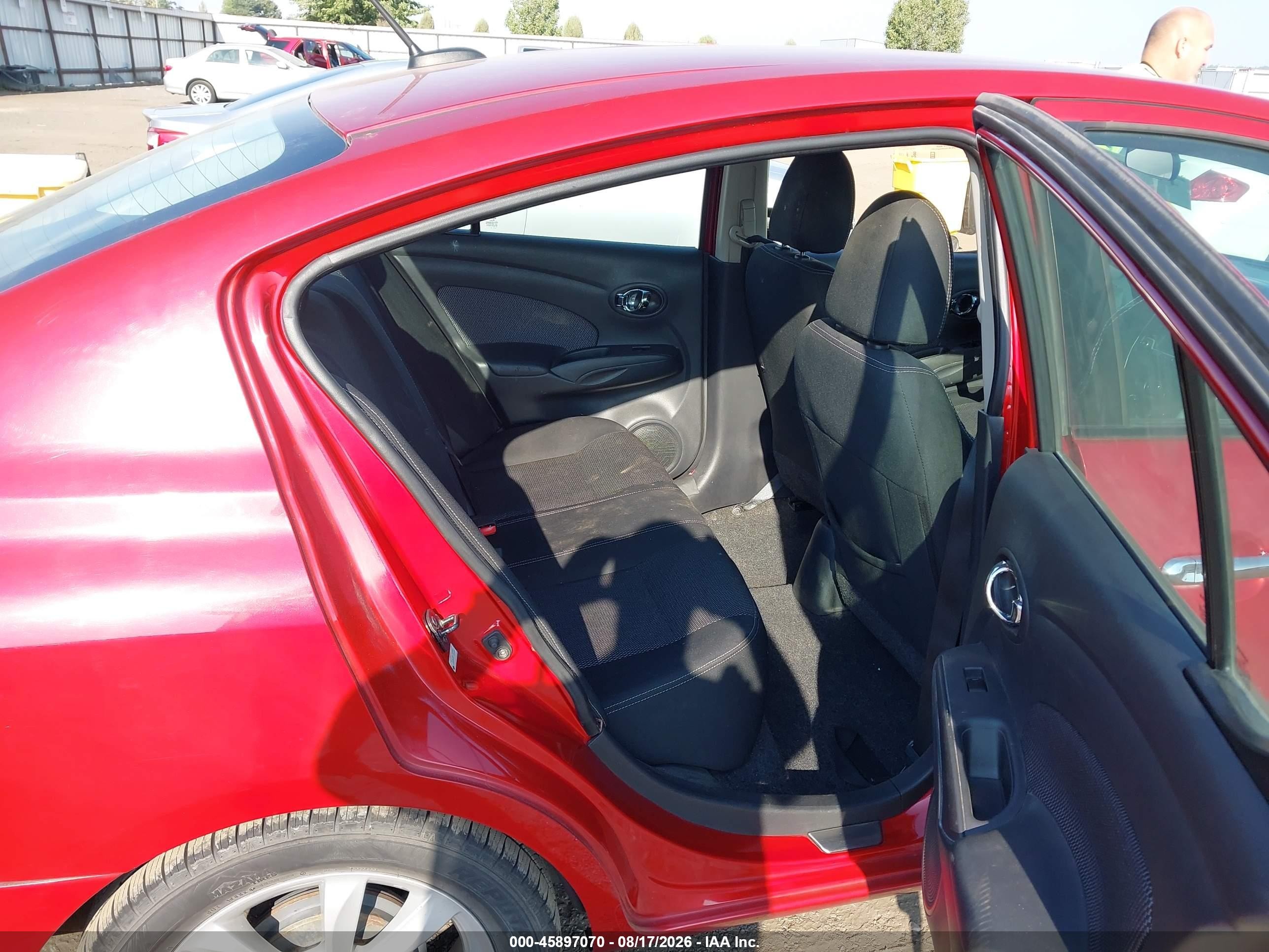 2015 Nissan Versa 1.6 Sl Red vin: 3N1CN7AP2FL800638