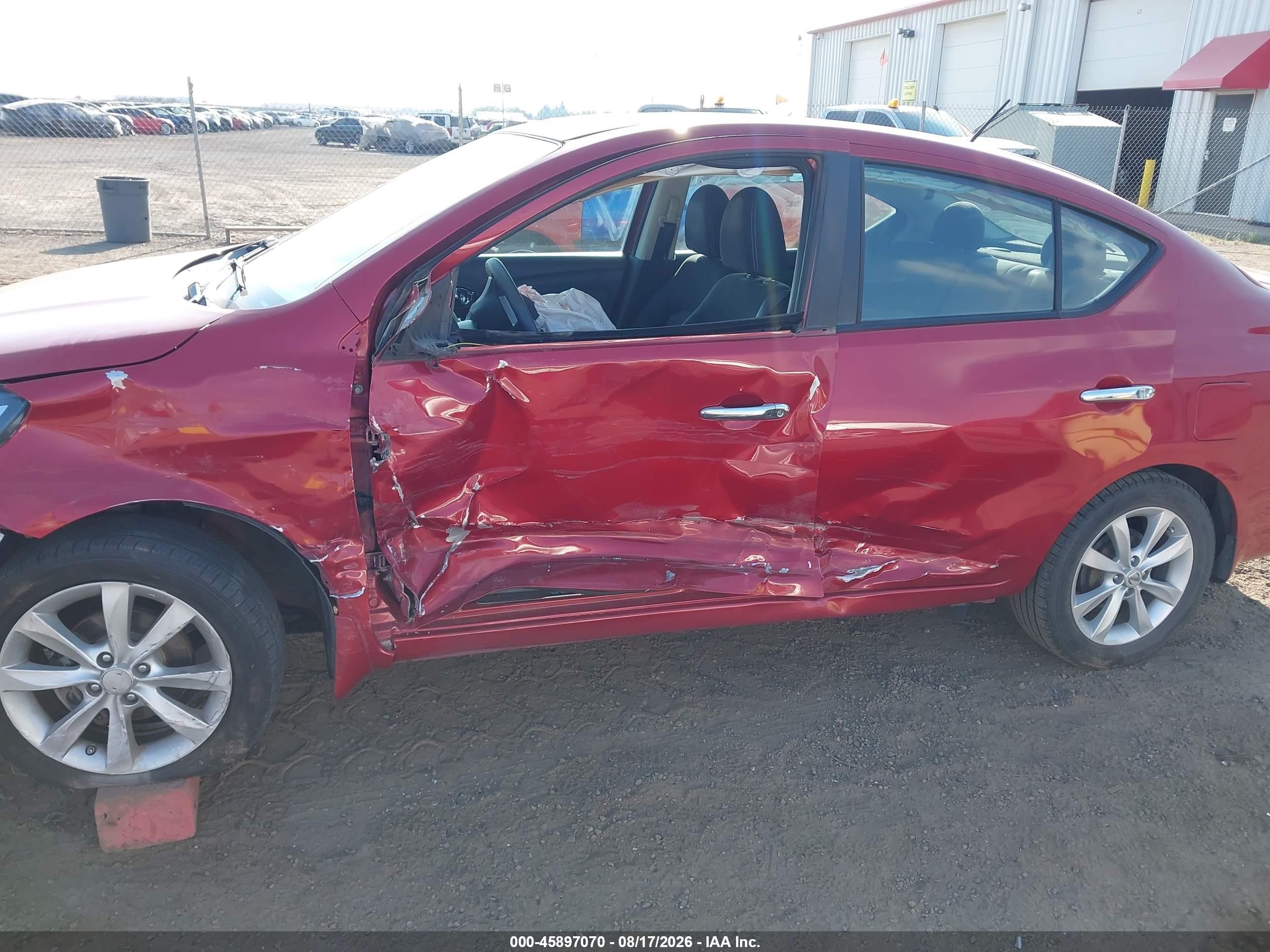2015 Nissan Versa 1.6 Sl Red vin: 3N1CN7AP2FL800638