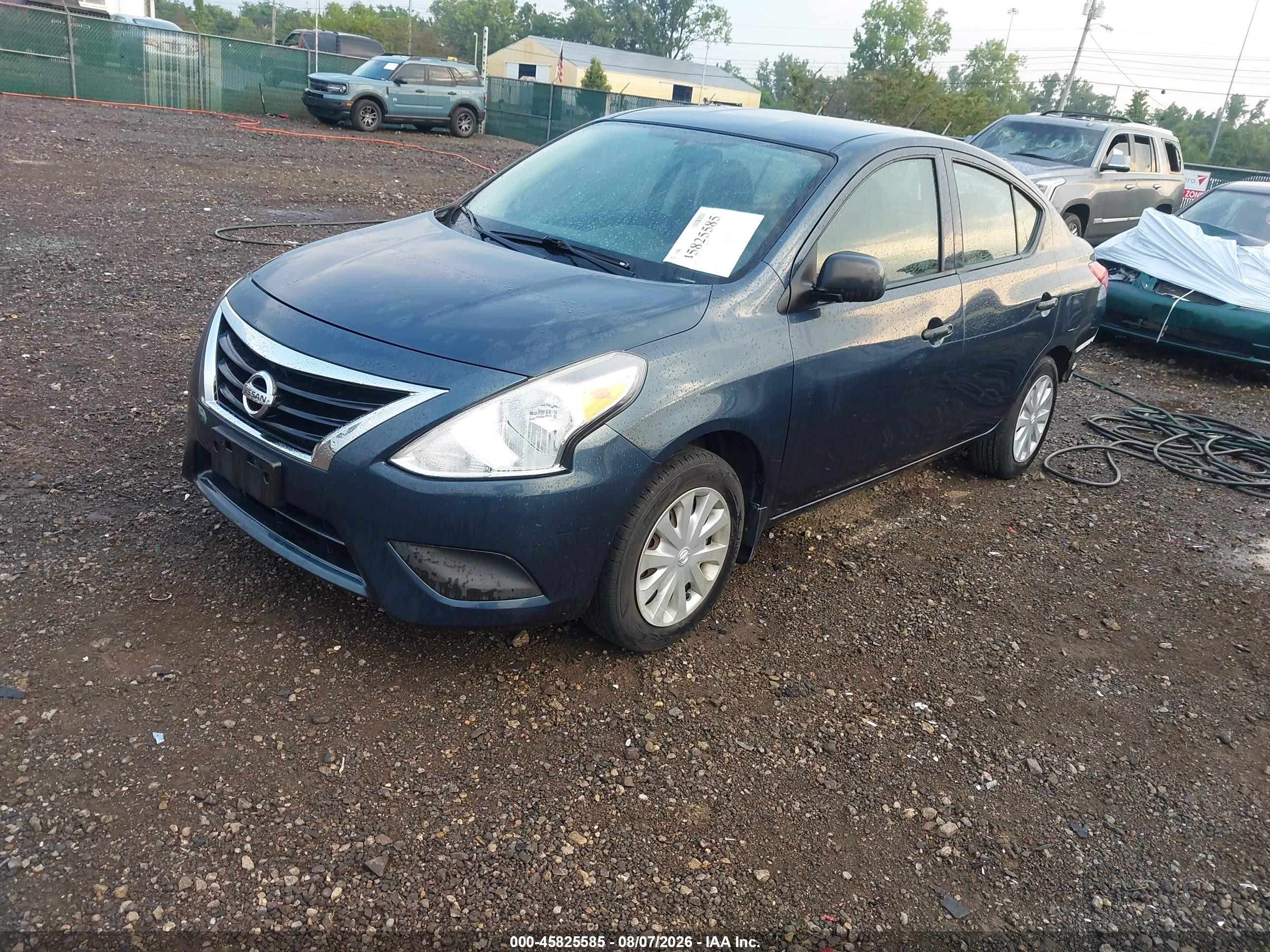 2015 Nissan Versa 1.6 S Blue vin: 3N1CN7AP2FL808917