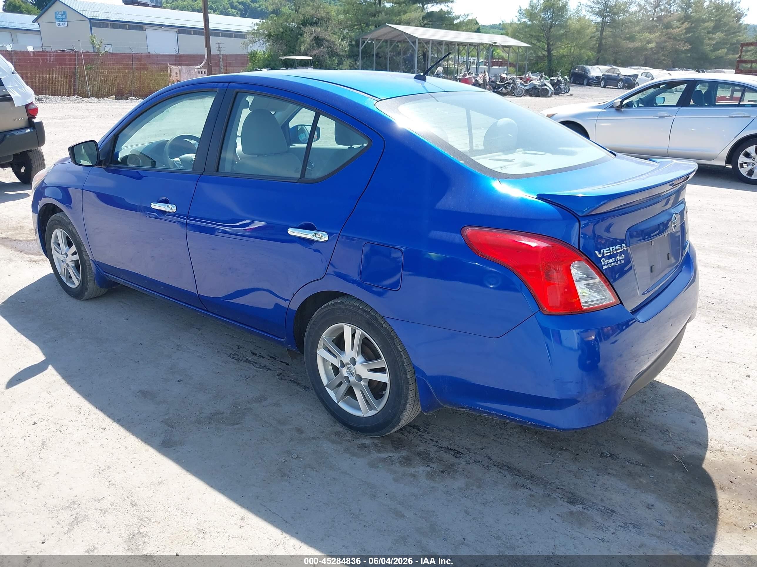 2015 Nissan Versa 1.6 Sv Blue vin: 3N1CN7AP2FL811364