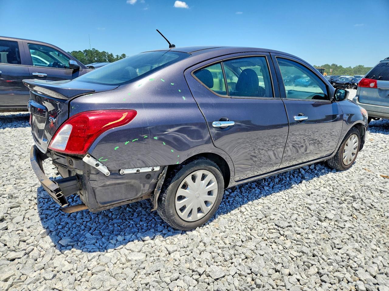 2015 Nissan Versa 1.6 Sv Gray vin: 3N1CN7AP2FL820064