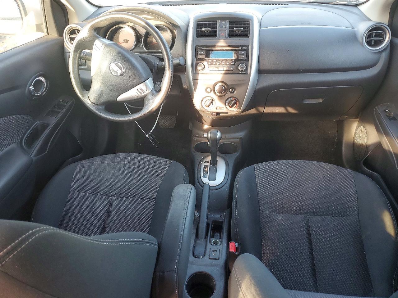 2015 Nissan Versa 1.6 Sv Silver vin: 3N1CN7AP2FL824549