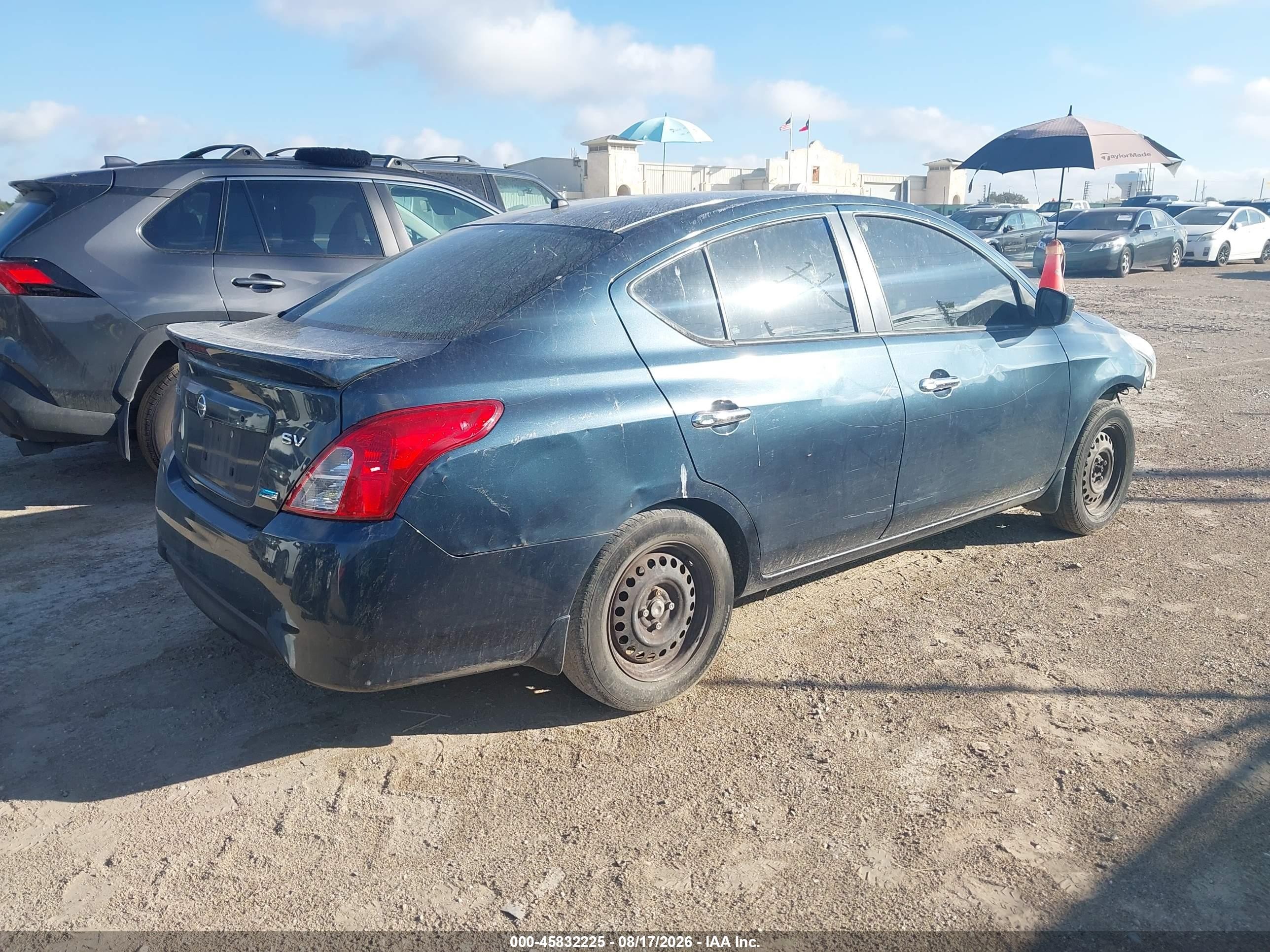 2015 Nissan Versa 1.6 Sv Blue vin: 3N1CN7AP2FL829962