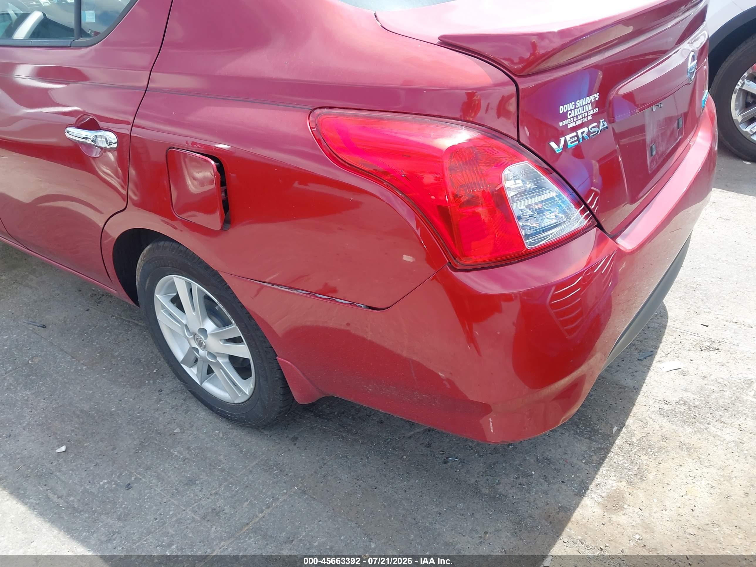 2015 Nissan Versa 1.6 Sv Red vin: 3N1CN7AP2FL831257