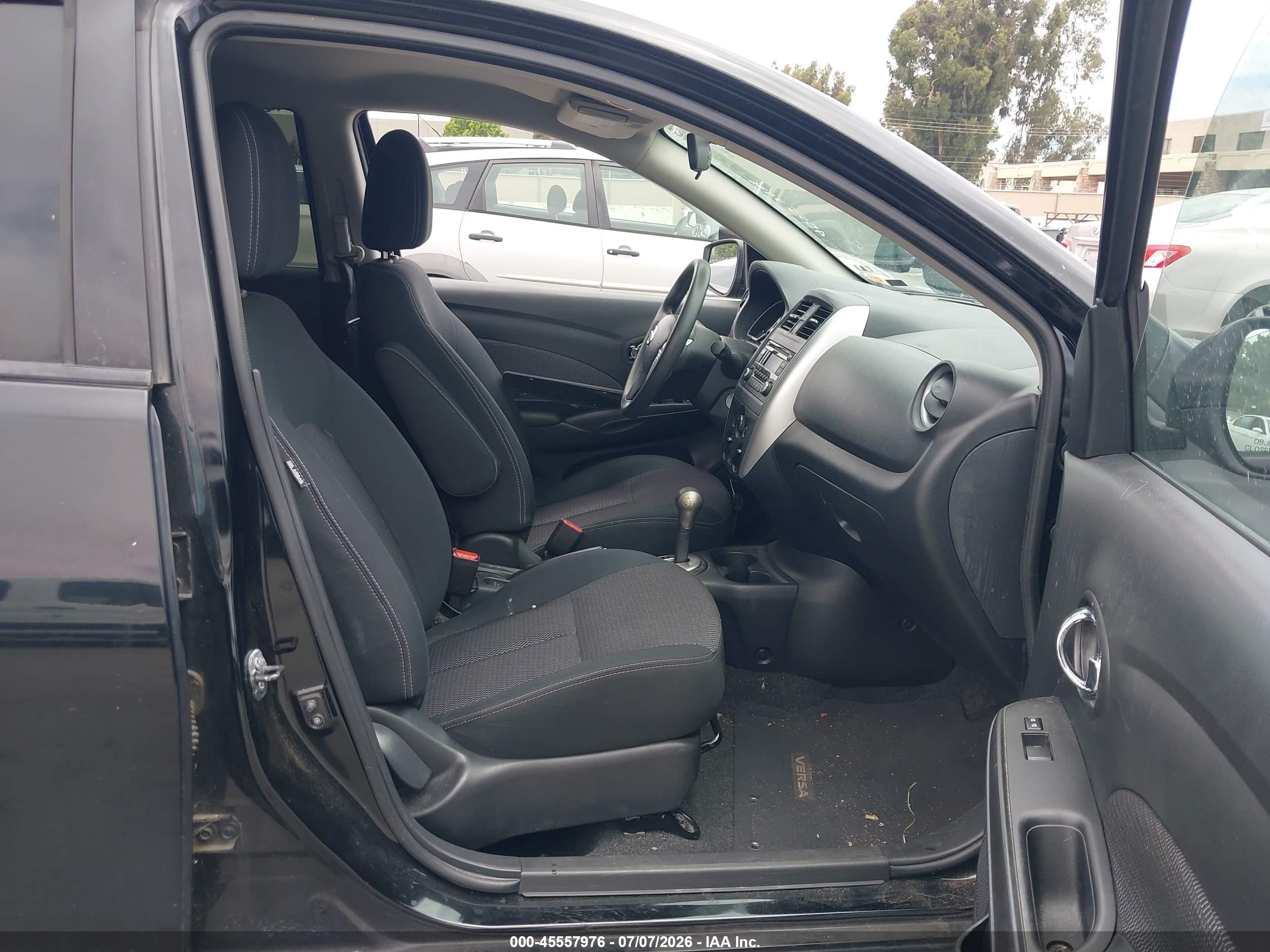 2015 Nissan Versa 1.6 Sv Black vin: 3N1CN7AP2FL831744