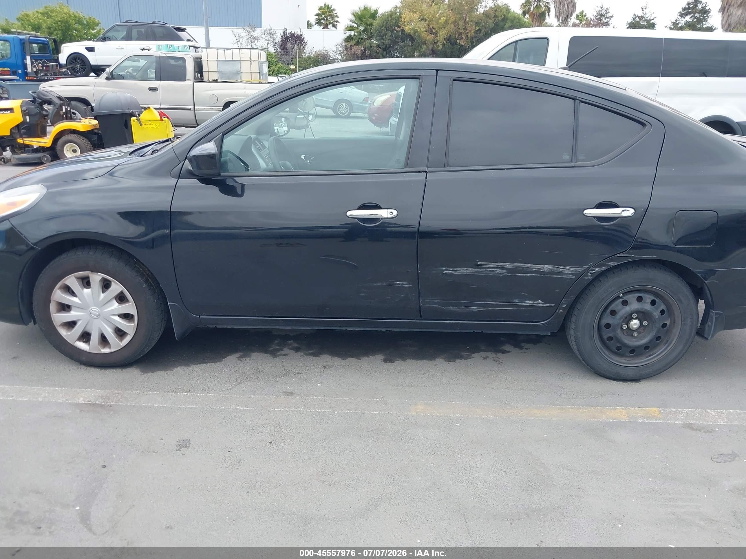 2015 Nissan Versa 1.6 Sv Black vin: 3N1CN7AP2FL831744