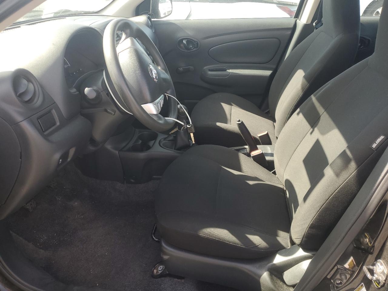2015 Niss Versa Черный vin: 3N1CN7AP2FL838824