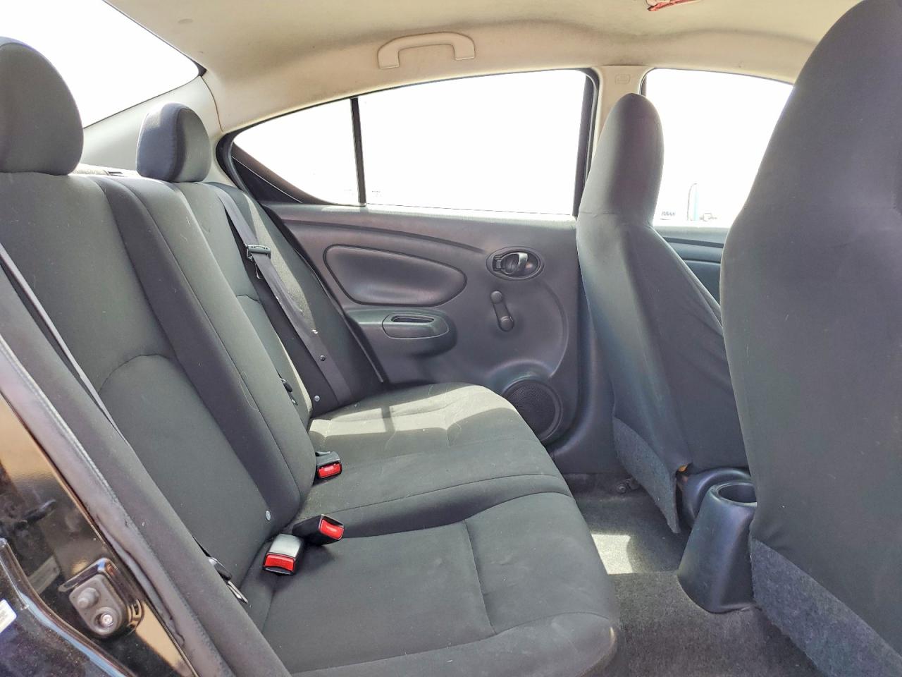 2015 Nissan Versa 1.6 S Plus Black vin: 3N1CN7AP2FL840640