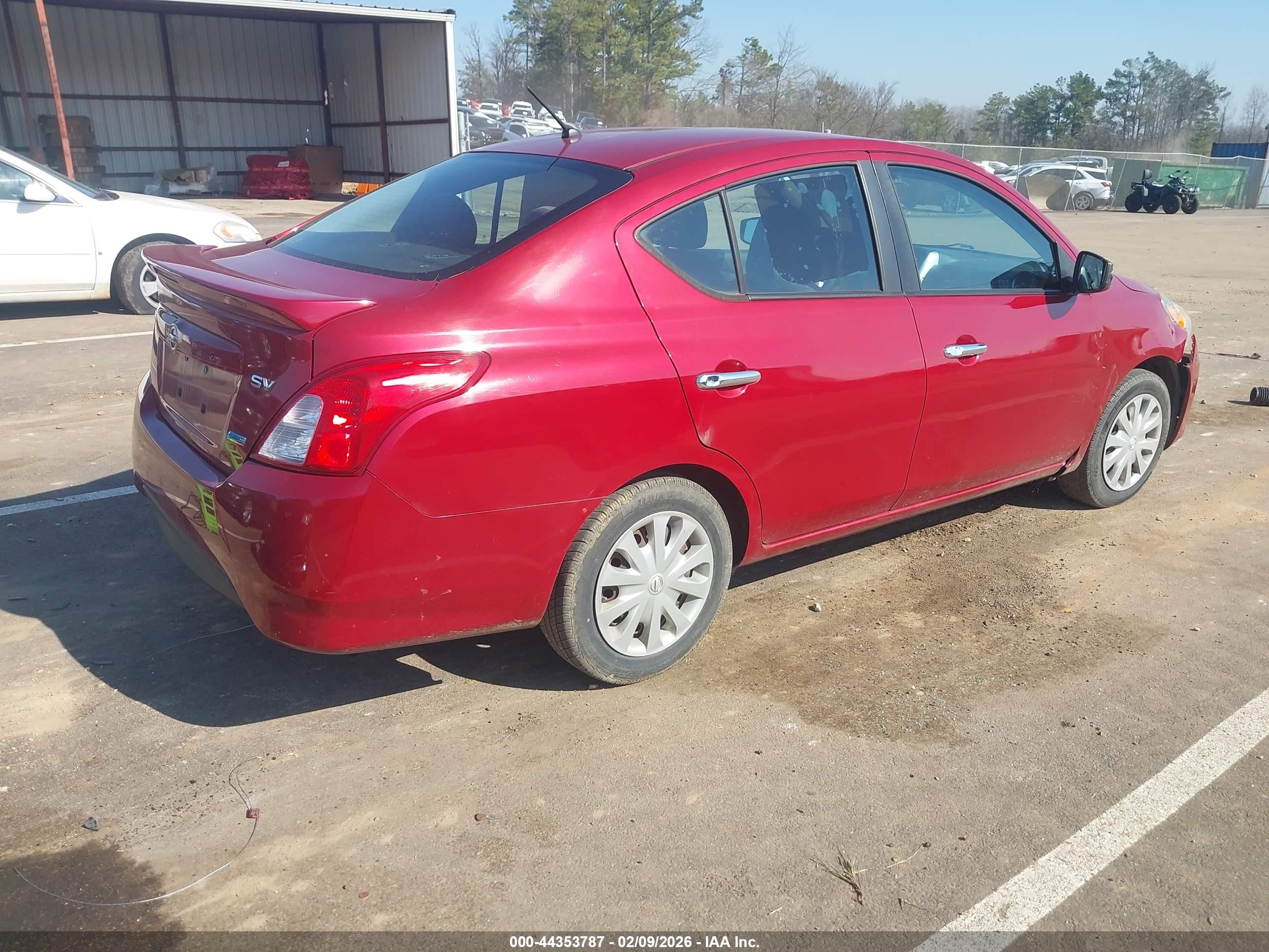 2015 Nissan Versa 1.6 S/1.6 S+/1.6 Sl/1.6 Sv Red vin: 3N1CN7AP2FL869281