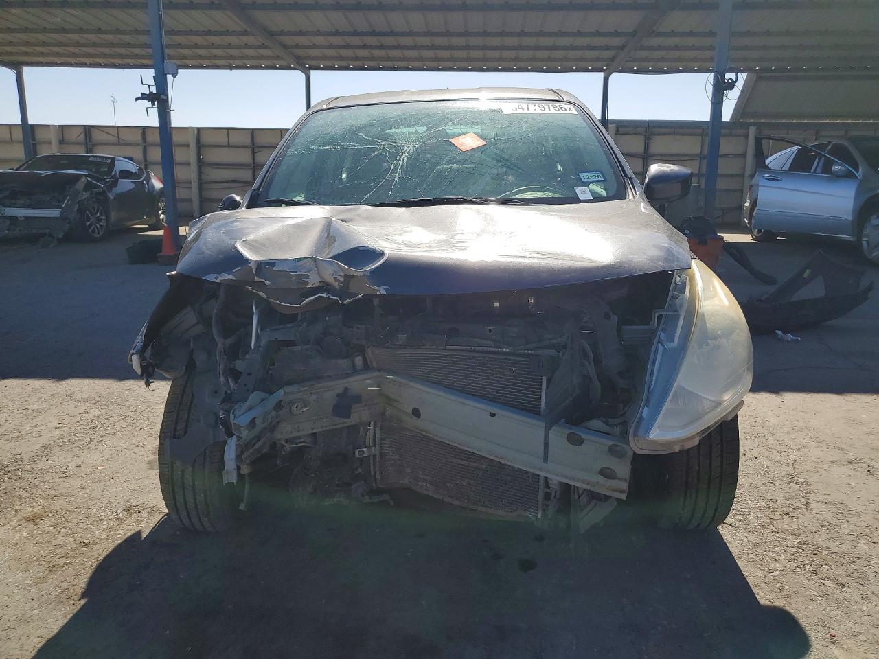 2015 Nissan Versa 1.6 Sv Gray vin: 3N1CN7AP2FL911111