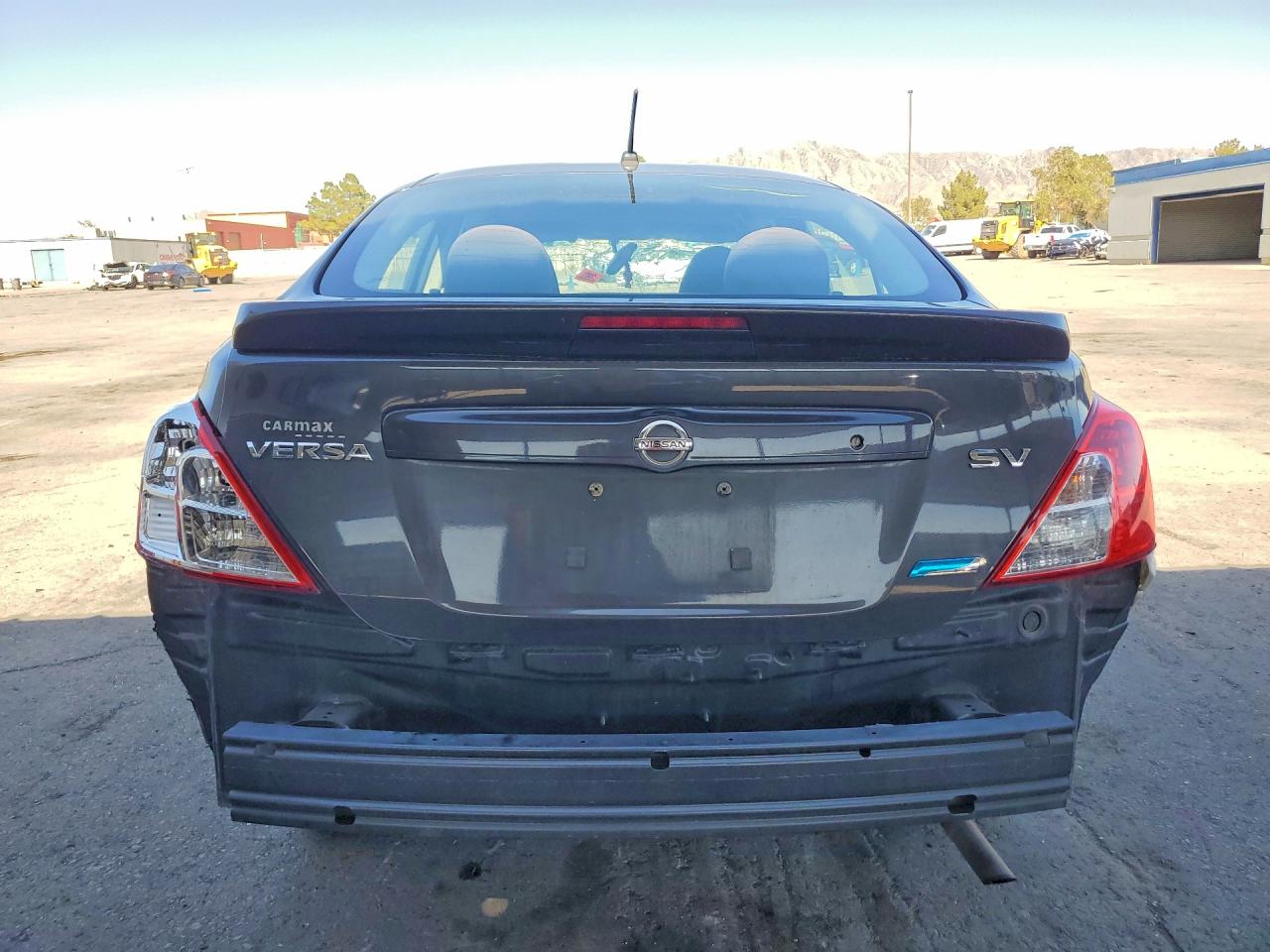 2015 Nissan Versa 1.6 Sv Gray vin: 3N1CN7AP2FL911111