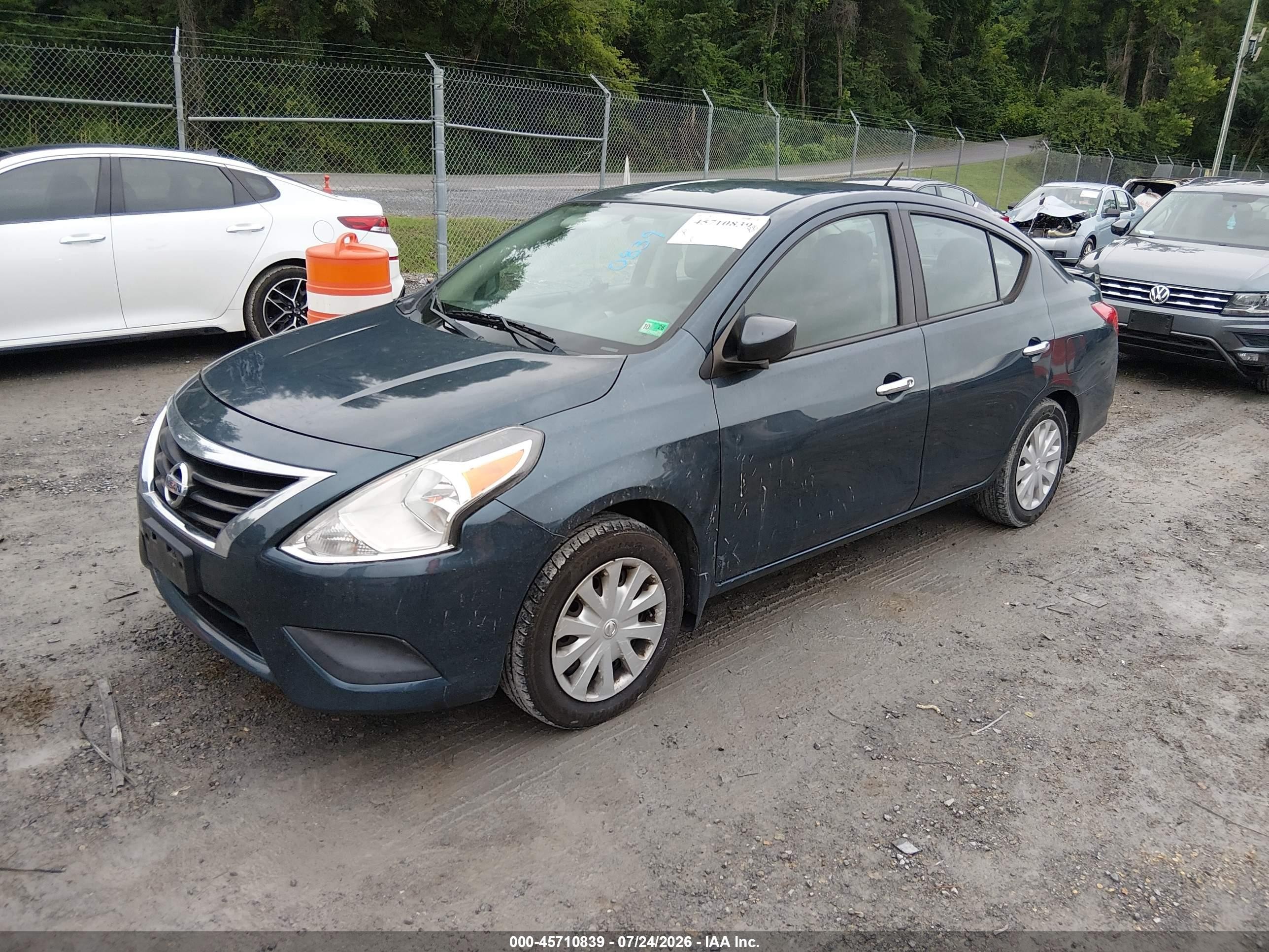 2015 Nissan Versa 1.6 Sv Синий vin: 3N1CN7AP2FL943542