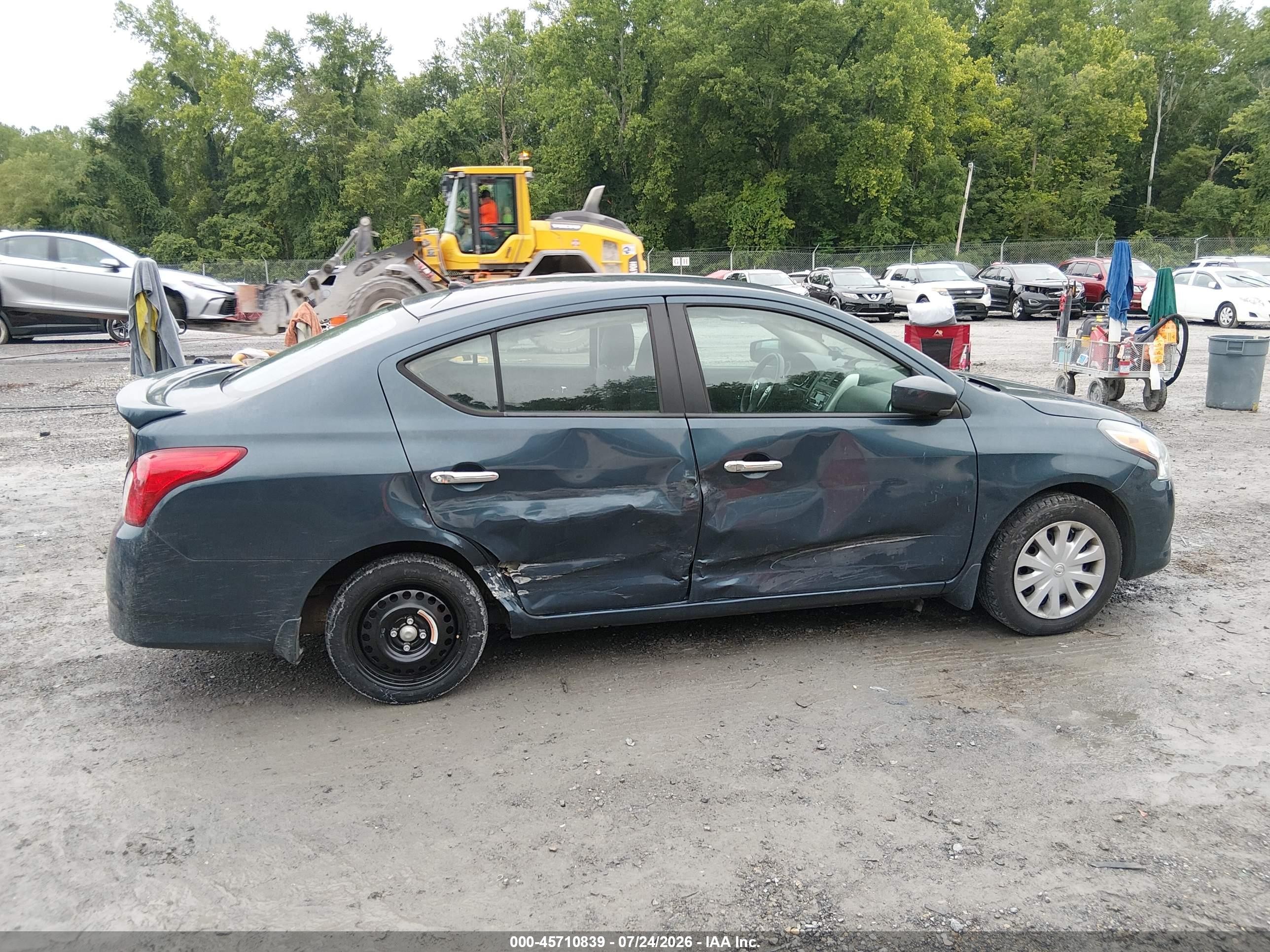 2015 Nissan Versa 1.6 Sv Синий vin: 3N1CN7AP2FL943542