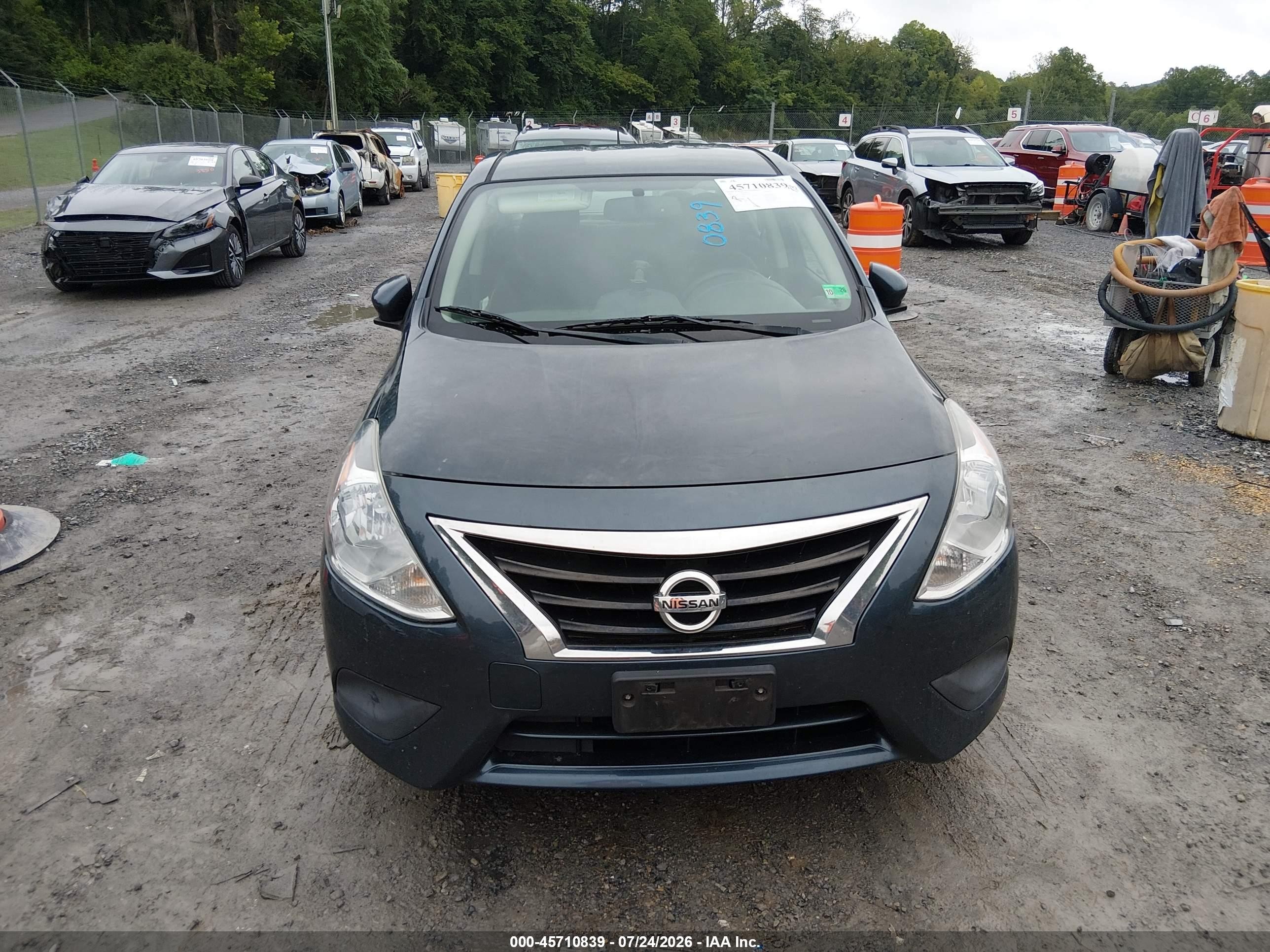 2015 Nissan Versa 1.6 Sv Синий vin: 3N1CN7AP2FL943542