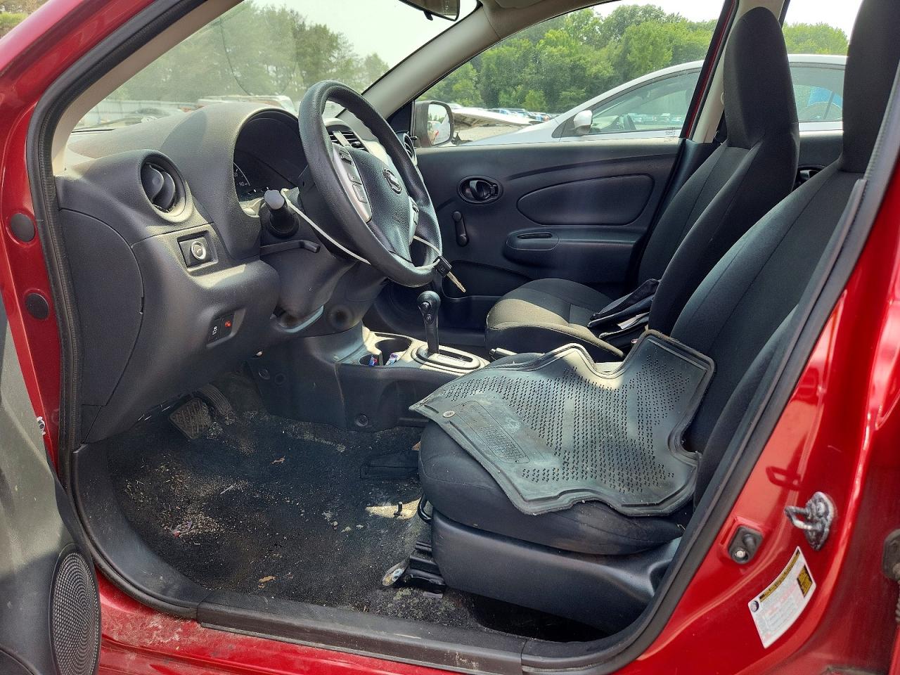 2015 Nissan Versa 1.6 S Plus Red vin: 3N1CN7AP2FL944822