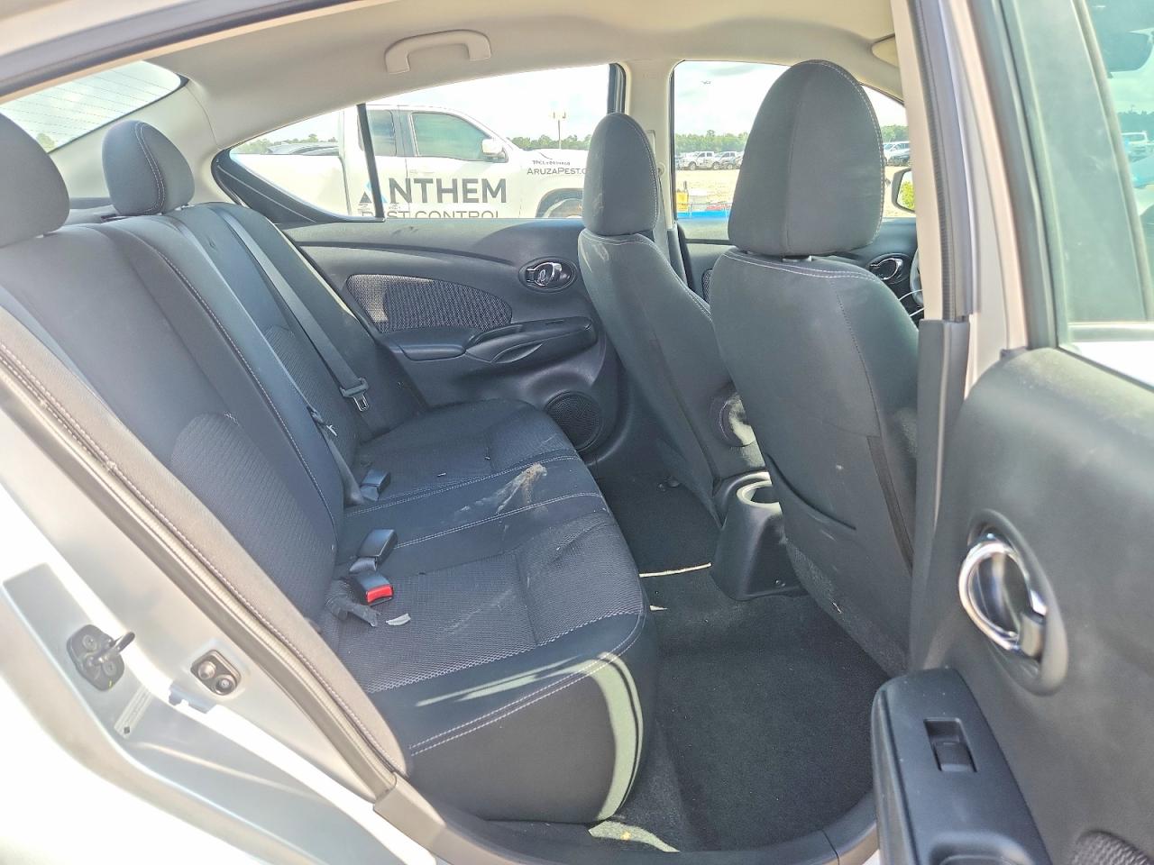 2015 Nissan Versa 1.6 Sv Silver vin: 3N1CN7AP2FL952306