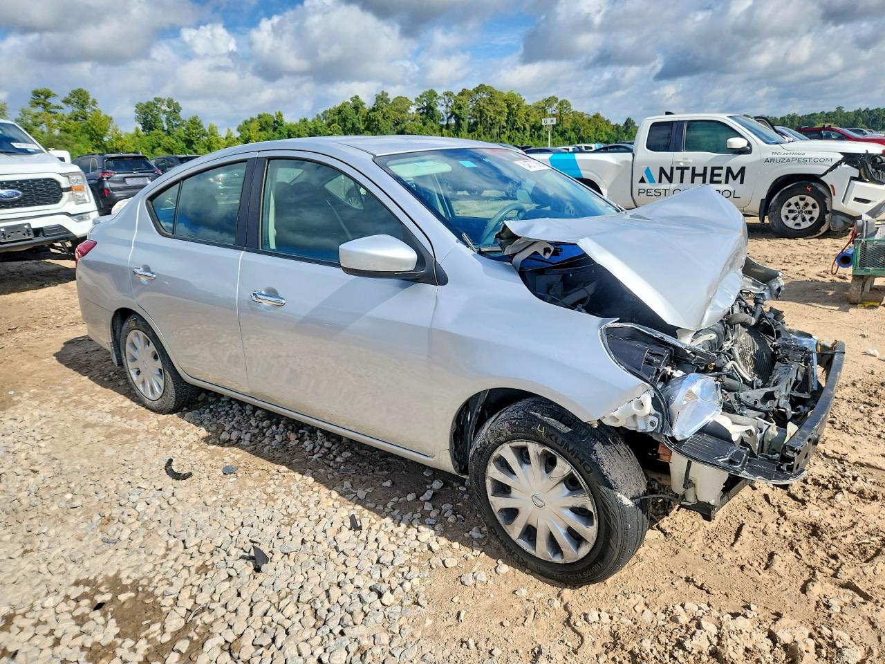 2015 Nissan Versa 1.6 Sv Silver vin: 3N1CN7AP2FL952306