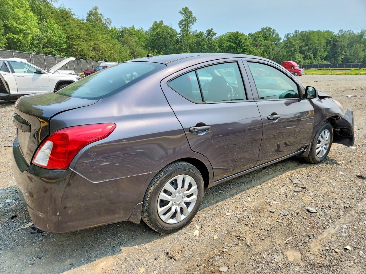 2015 Nissan Versa 1.6 S Gray vin: 3N1CN7AP2FL960373
