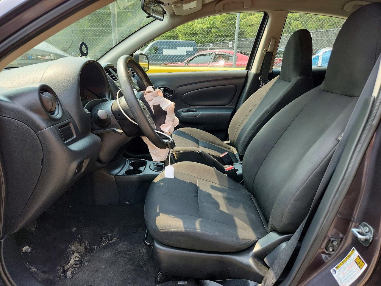 2015 Nissan Versa 1.6 S Gray vin: 3N1CN7AP2FL960373