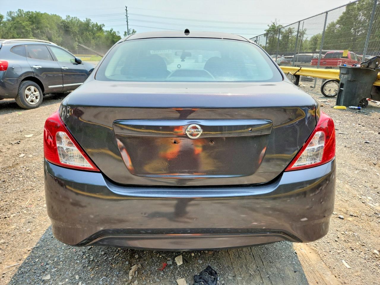 2015 Nissan Versa 1.6 S Gray vin: 3N1CN7AP2FL960373