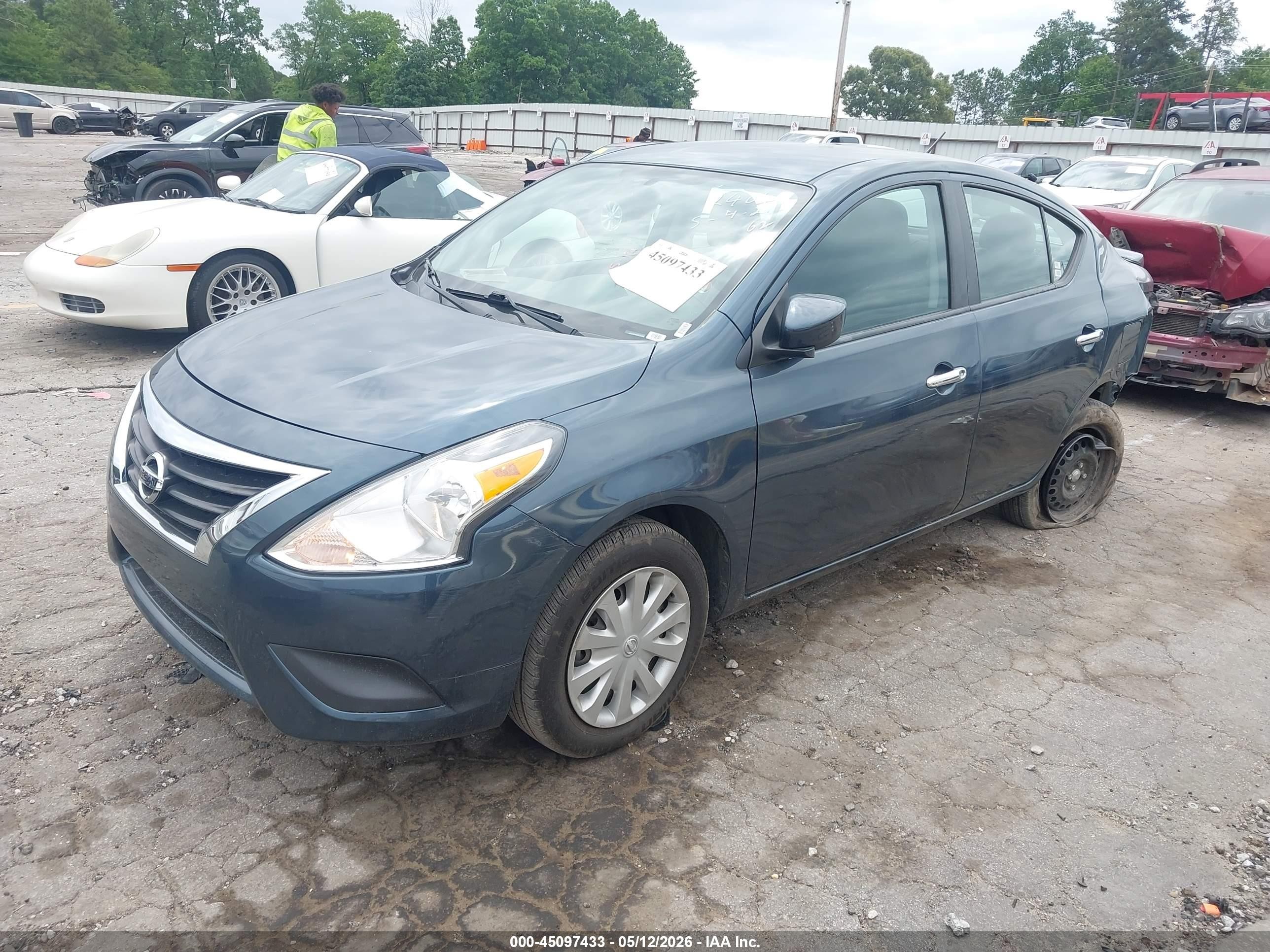 2016 Nissan Versa 1.6 S/1.6 S+/1.6 Sl/1.6 Sv Blue vin: 3N1CN7AP2GL812404