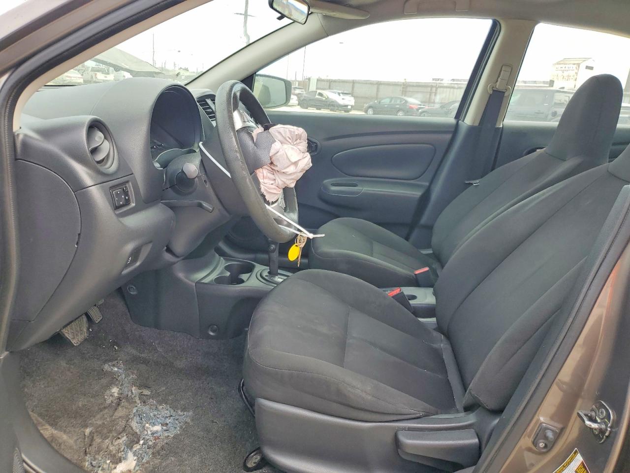2016 Nissan Versa 1.6 S Plus Серый vin: 3N1CN7AP2GL825945